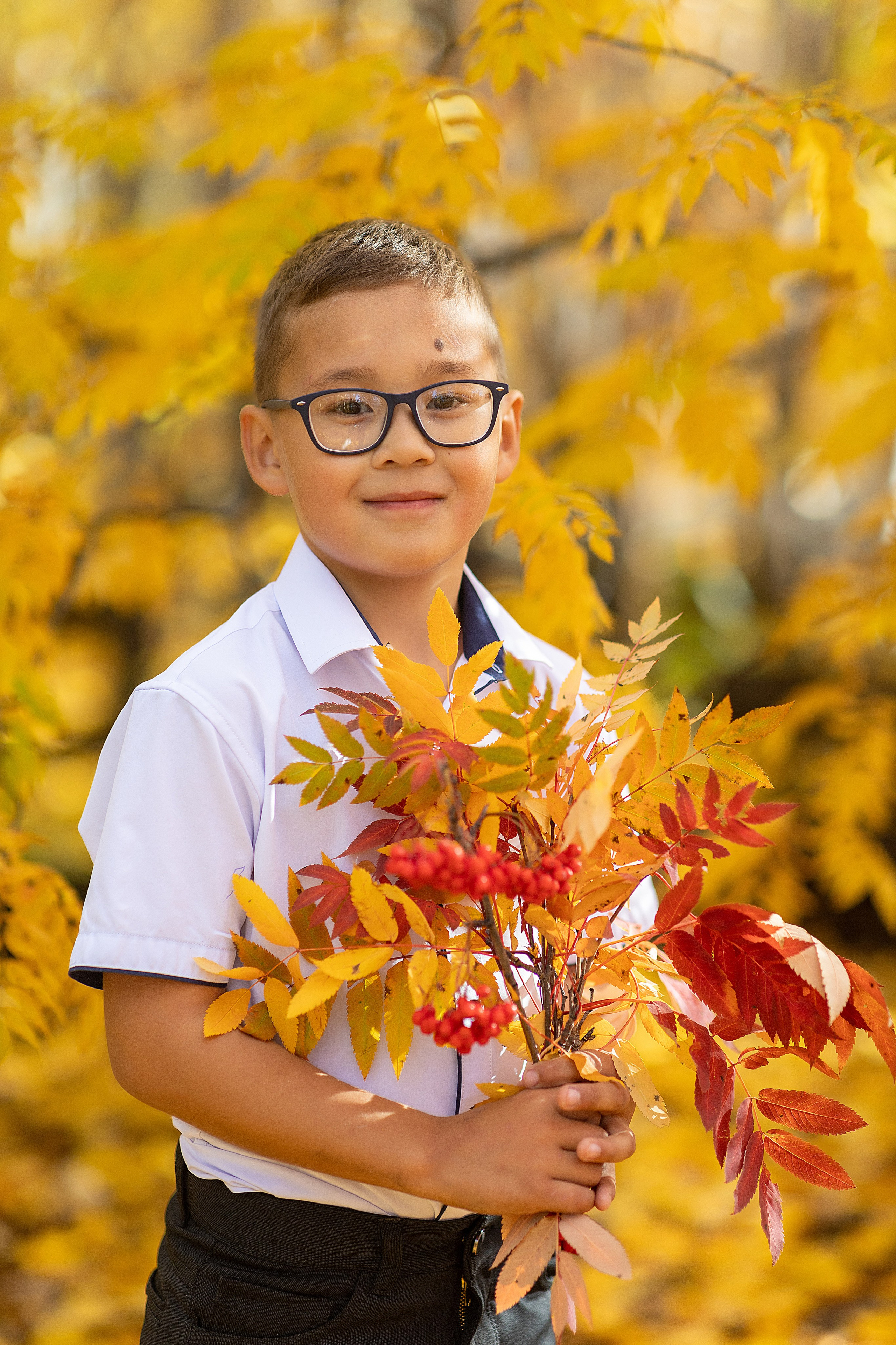 Примеры фото НАЧАЛЬНЫЕ КЛАССЫ. Фотограф Радужный ХМАО, Школьный фотограф, семейный фотограф, выпускной альбом