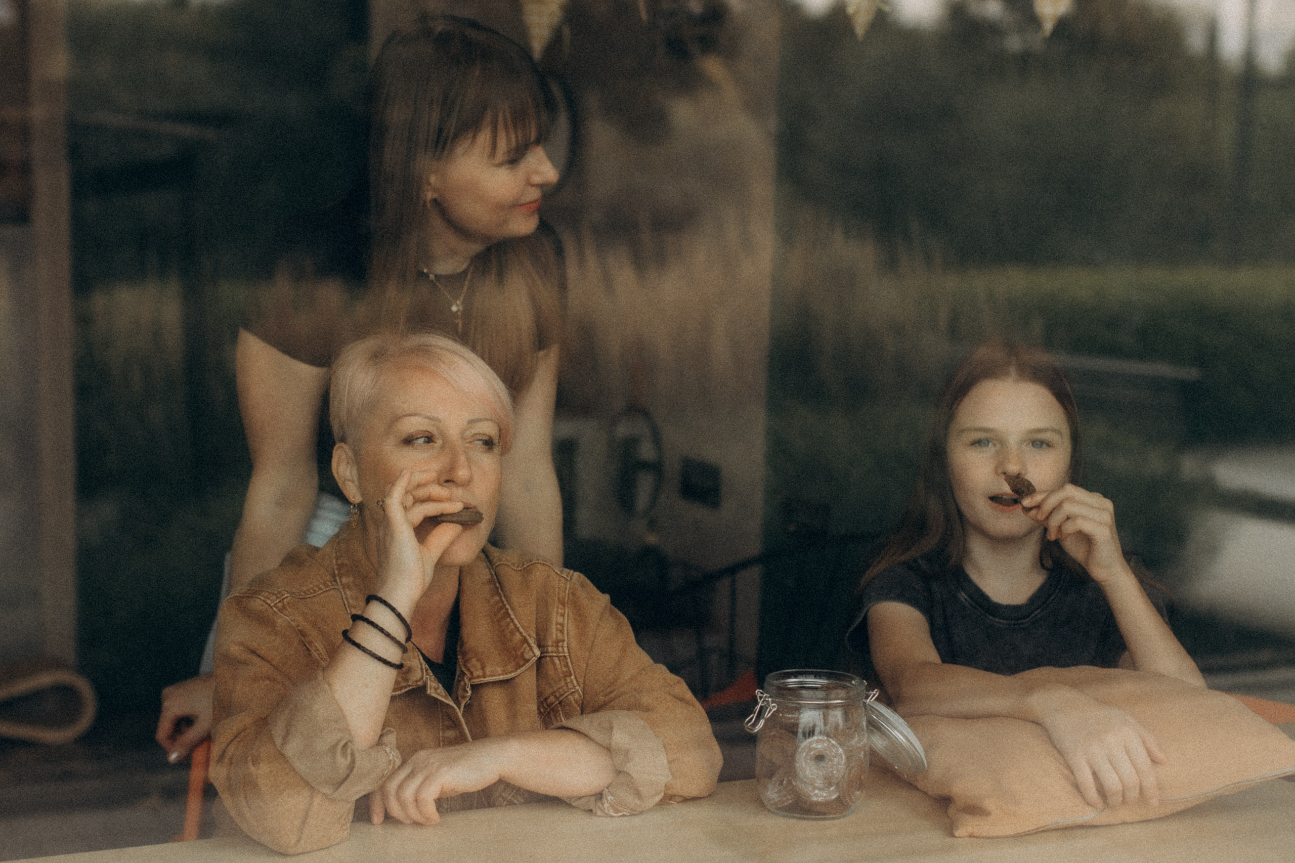 Прогулка по городу, осень. Семейный фотограф lifestyle в Новосибирске Елена Шпилевая