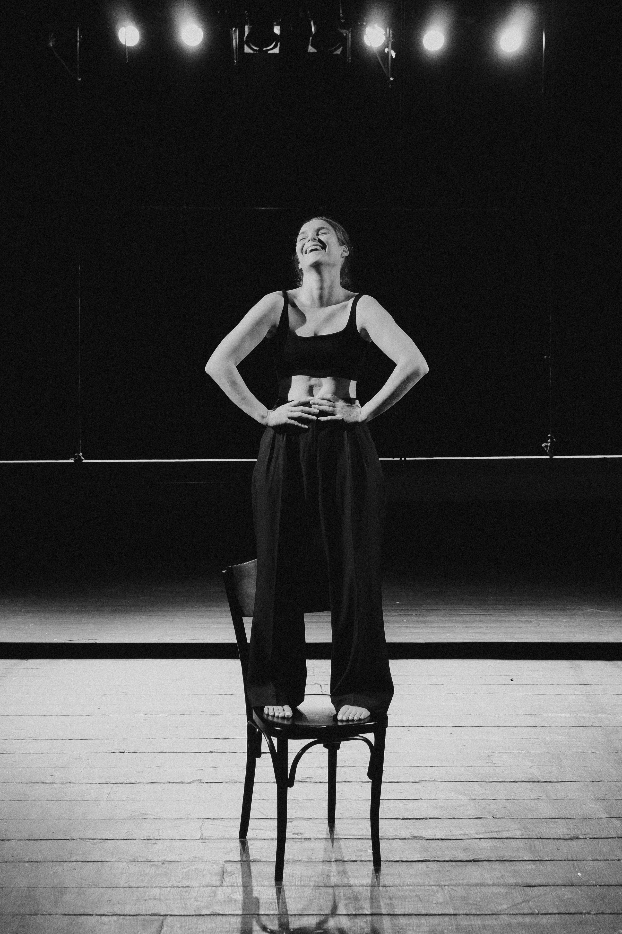 Настя — актриса театра и кино. Денис Марков — фотограф в Екатеринбурге