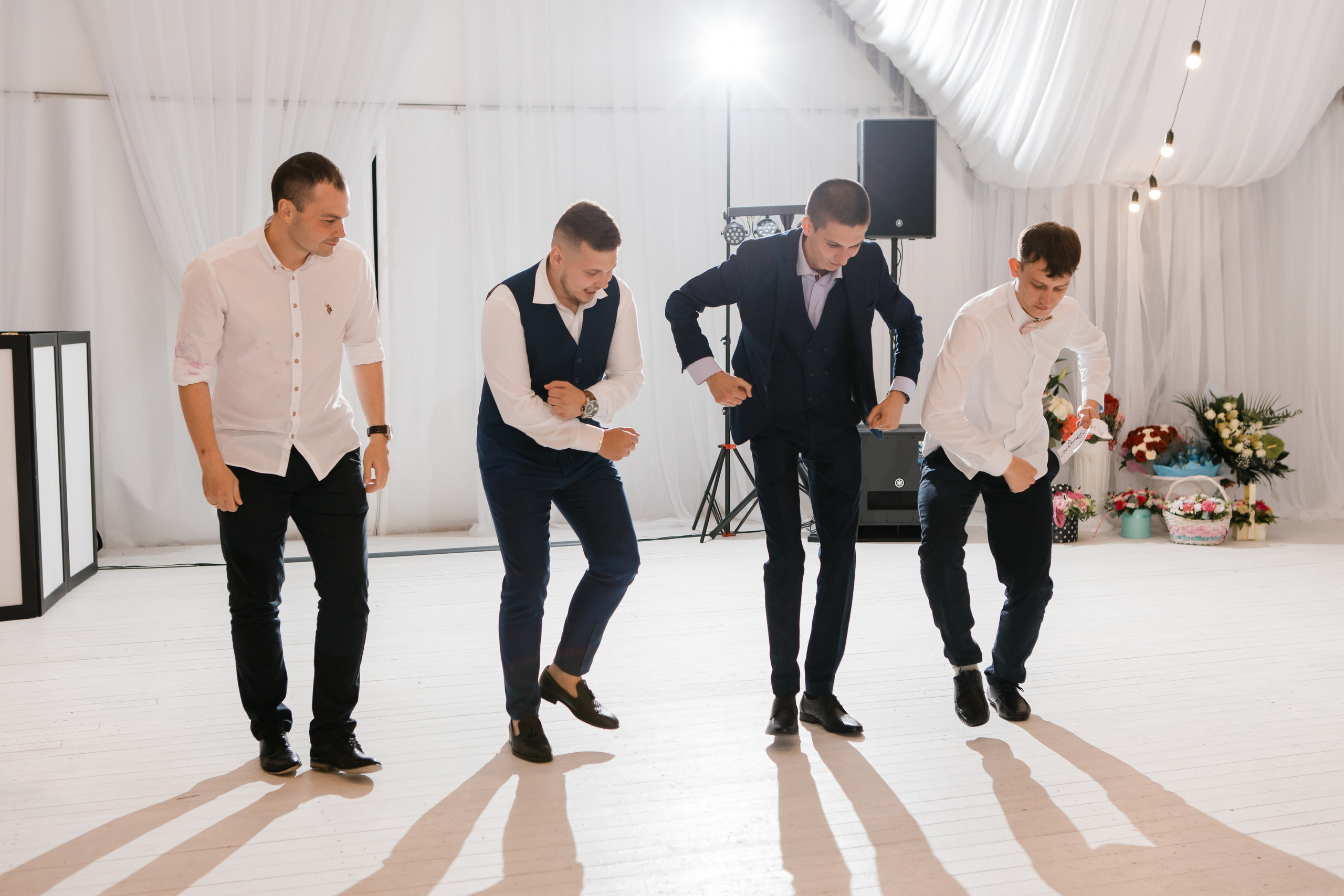 Свадебная фотосессия Сергея и Татьяны. Наша свадебная сказка. Видеосъемка и фотосъемка свадеб. Фотограф и оператор на свадьбу. Видеосъемка подкастов, собственная видео-фотостудии. Предметная фотосъемка