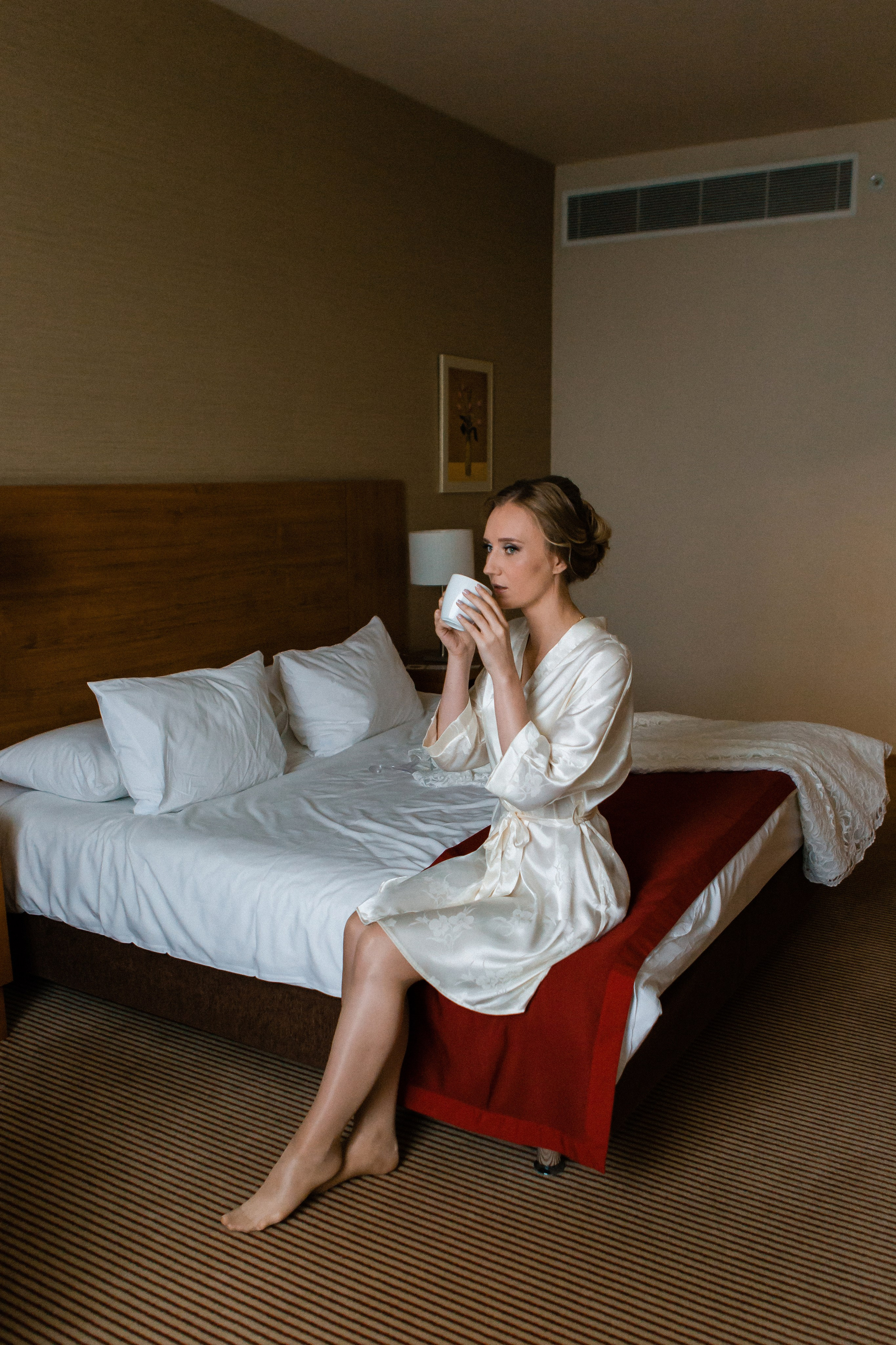 Свадебная фотосессия Сергея и Елены. Наш свадебный день. Видеосъемка и фотосъемка свадеб. Фотограф и оператор на свадьбу. Видеосъемка подкастов, собственная видео-фотостудии. Предметная фотосъемка