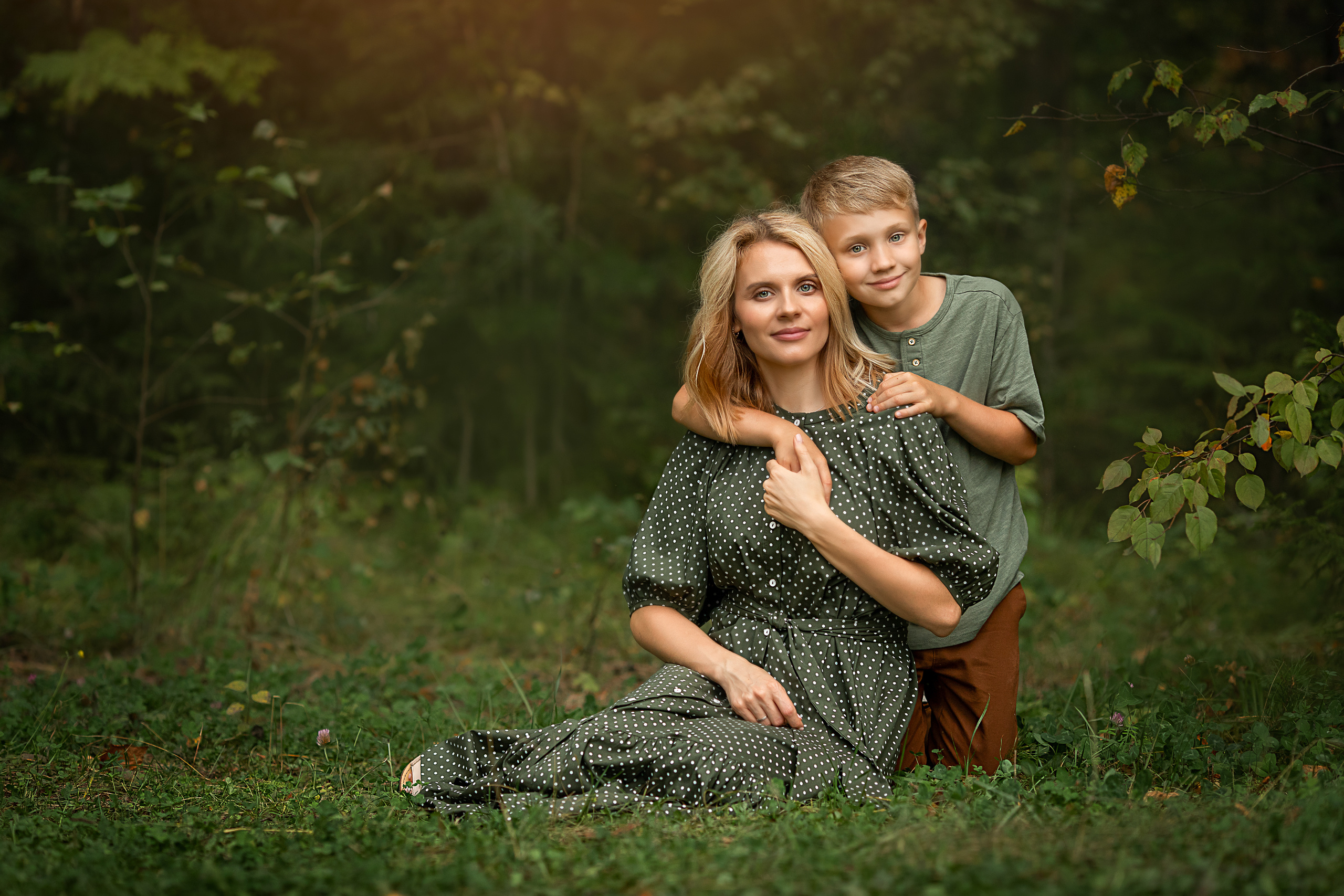 Семья. Лето. Лес. Детский и семейный фотограф в Красноярске Елена Коровкина