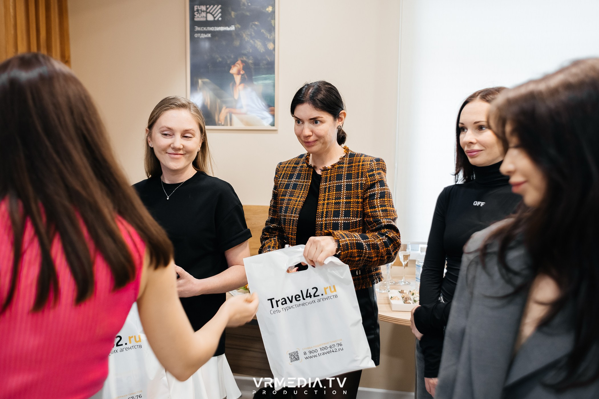 Business travel brunch