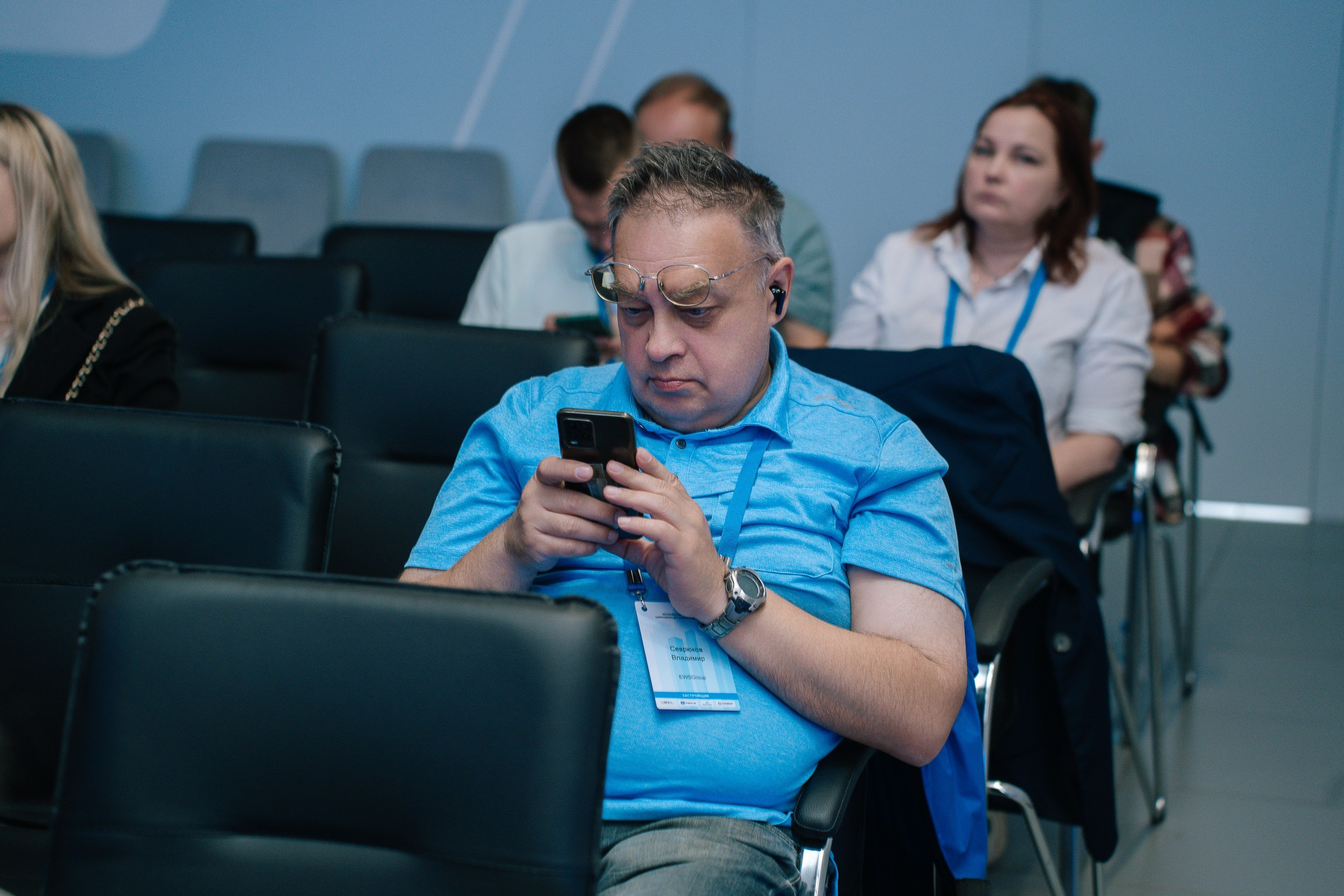 Репортажной фотосъемки на конференции на ВДНХ павильон Умный город