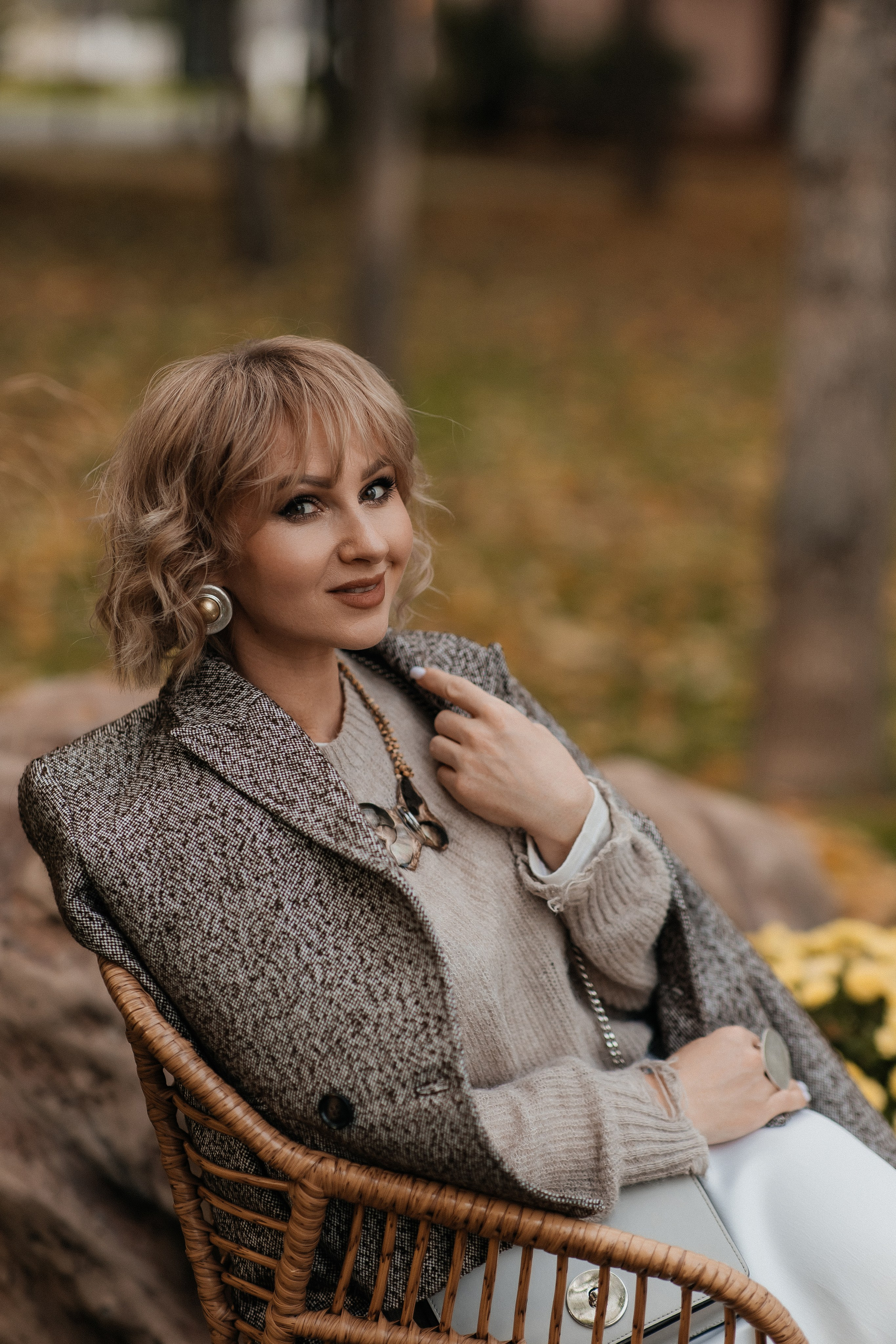 Маша и осень