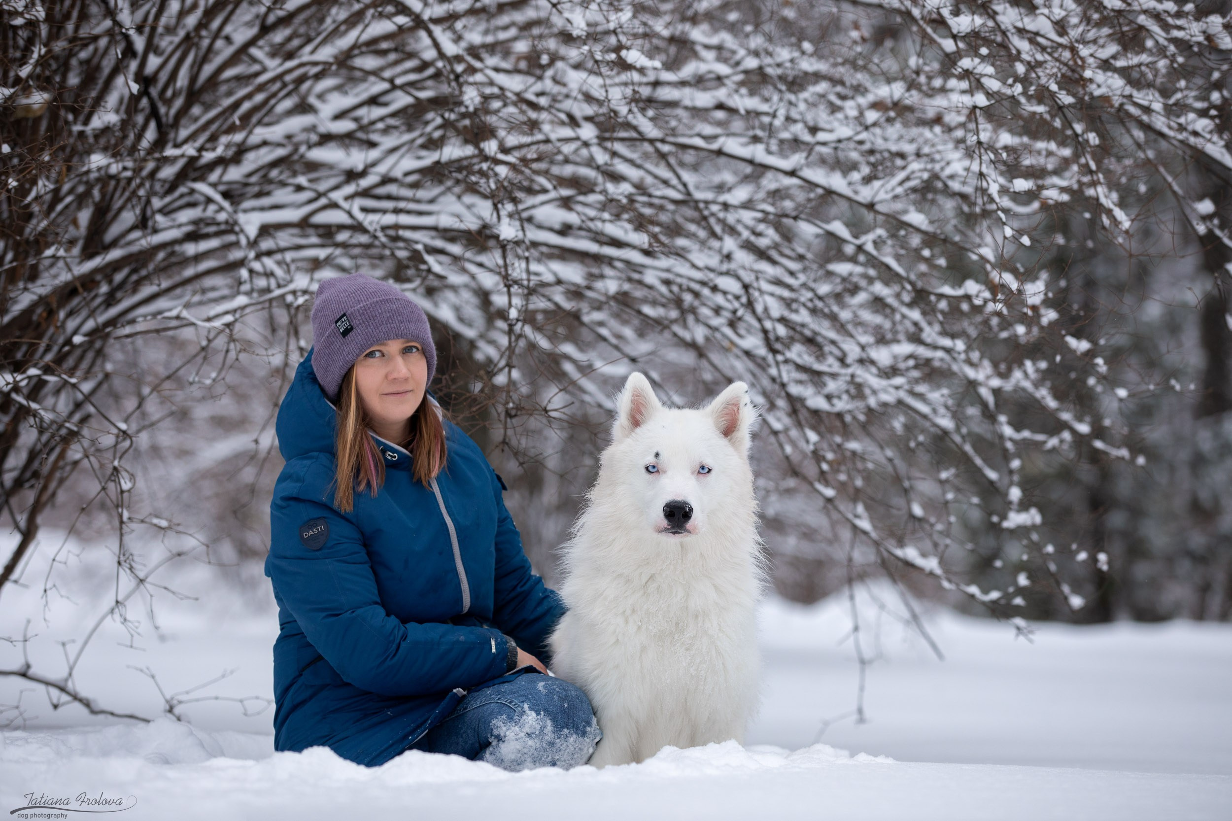 Фотопрогулка в парке Измайлово с якутской лайкой и его хозяйкой. Фотограф-анималист в Москве и Московской области Татьяна Фролова