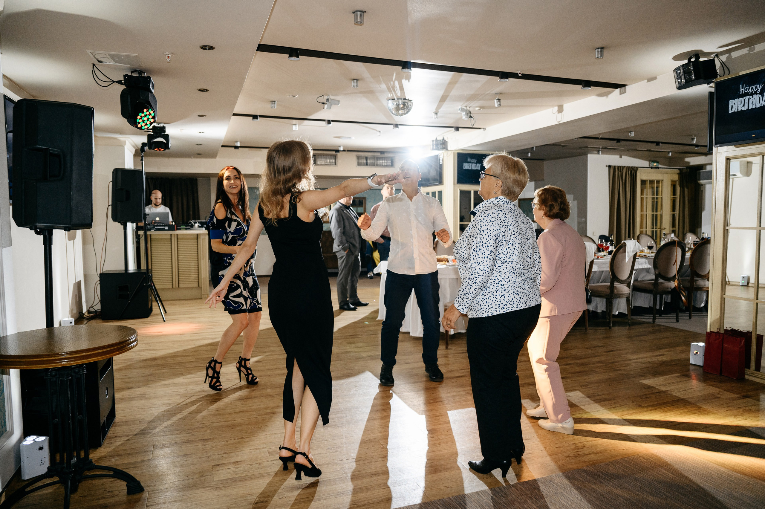 Андрей. 50 — Жизнь только начинается!. Свадебный фотограф в Красноярске
