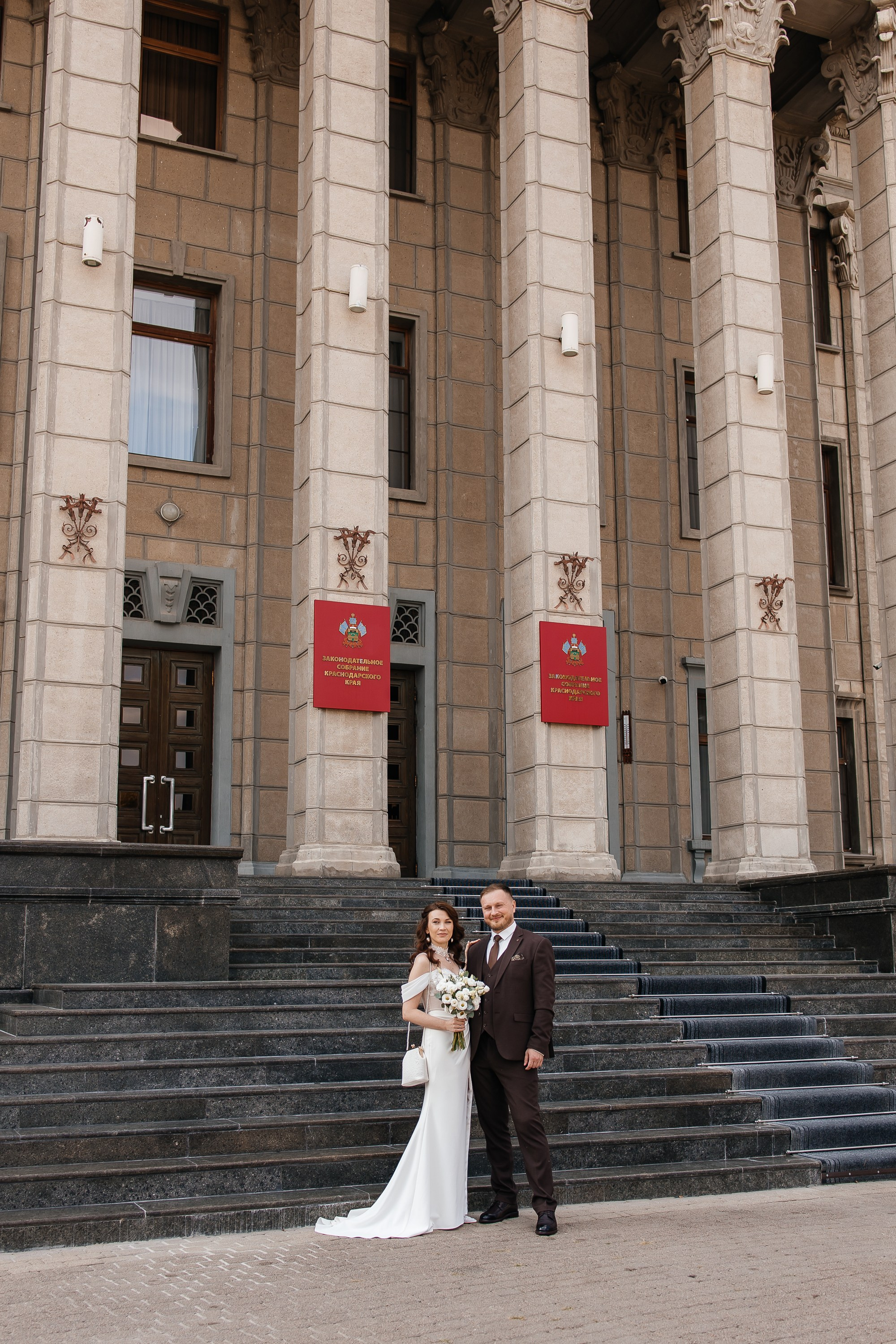 Свадебная прогулка по Краснодару. Свадебный фотограф Виолетта Сидельникова. Краснодар, Россия, Беларусь, Европа
