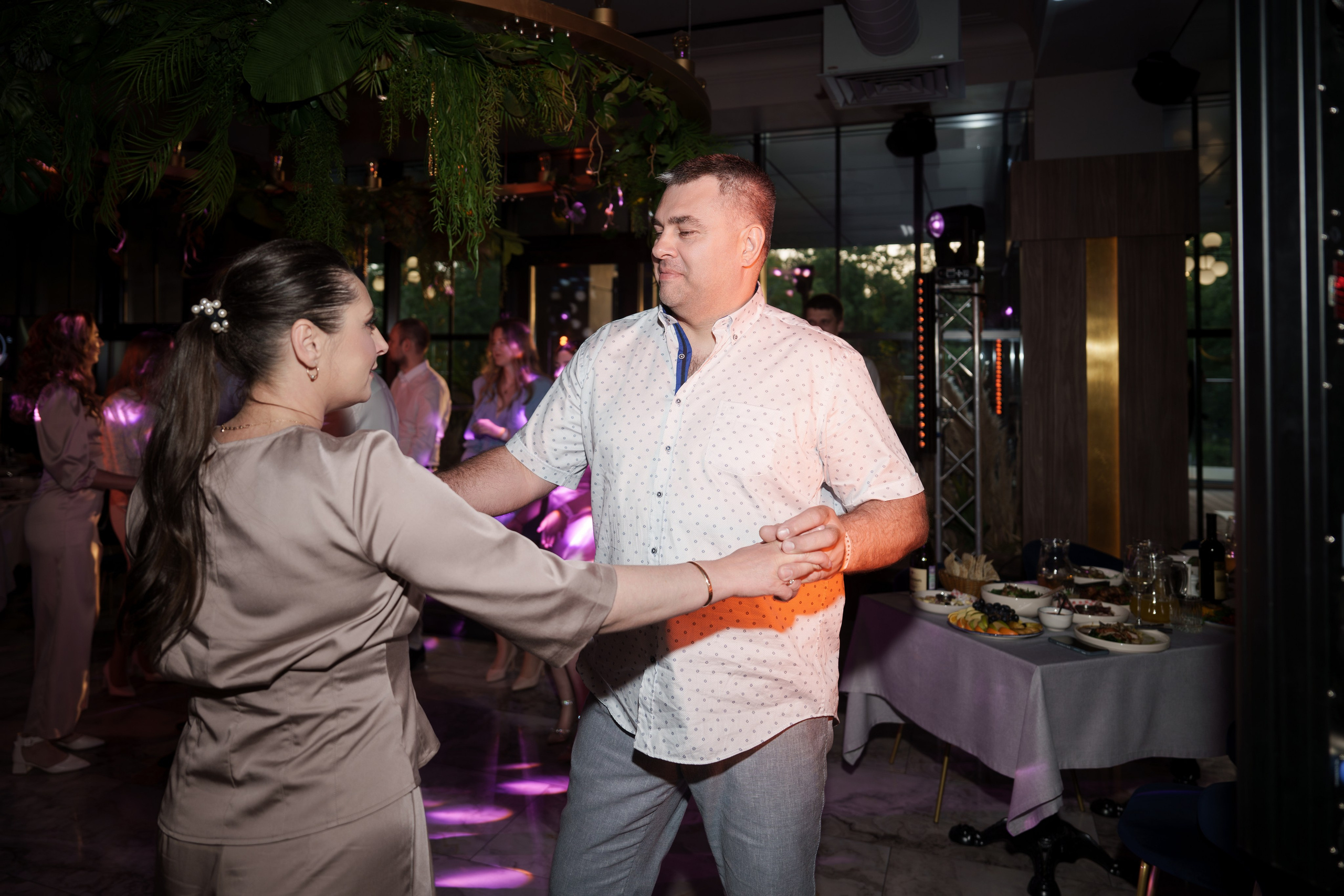 Павел и Ольга (Пакет «MAXI» Брянск). Свадебный и репортажный фотограф Элина Козырьянова