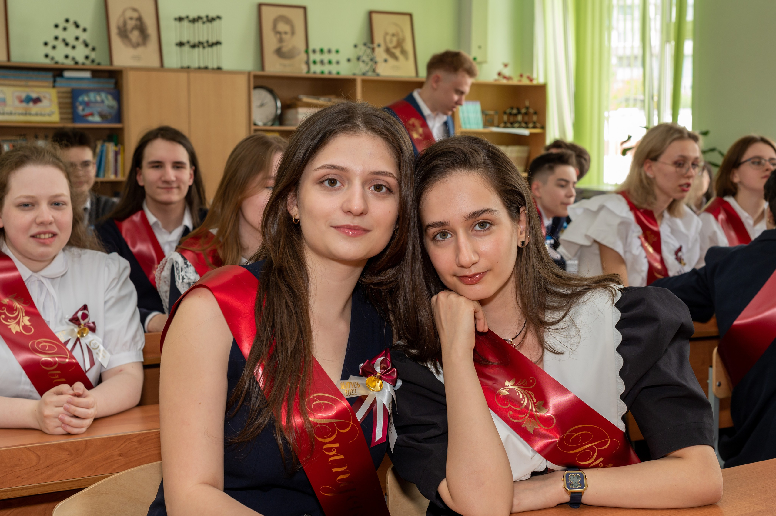 Последний звонок Школа 1412. Детский и семейный фотограф г. Москва Оксана Катаджи