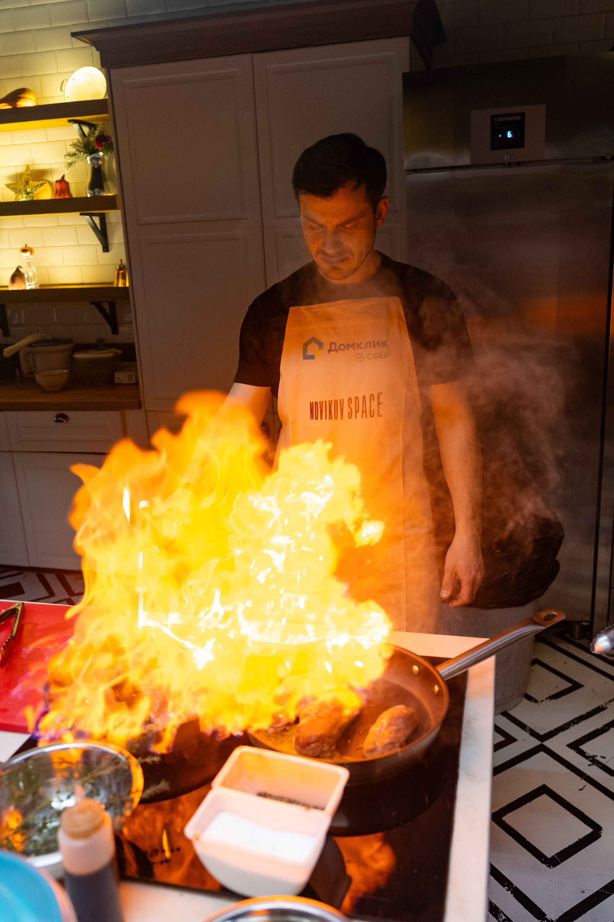 NOVIKOV SCHOOL — Умами зал. Фотограф Никита Комаров