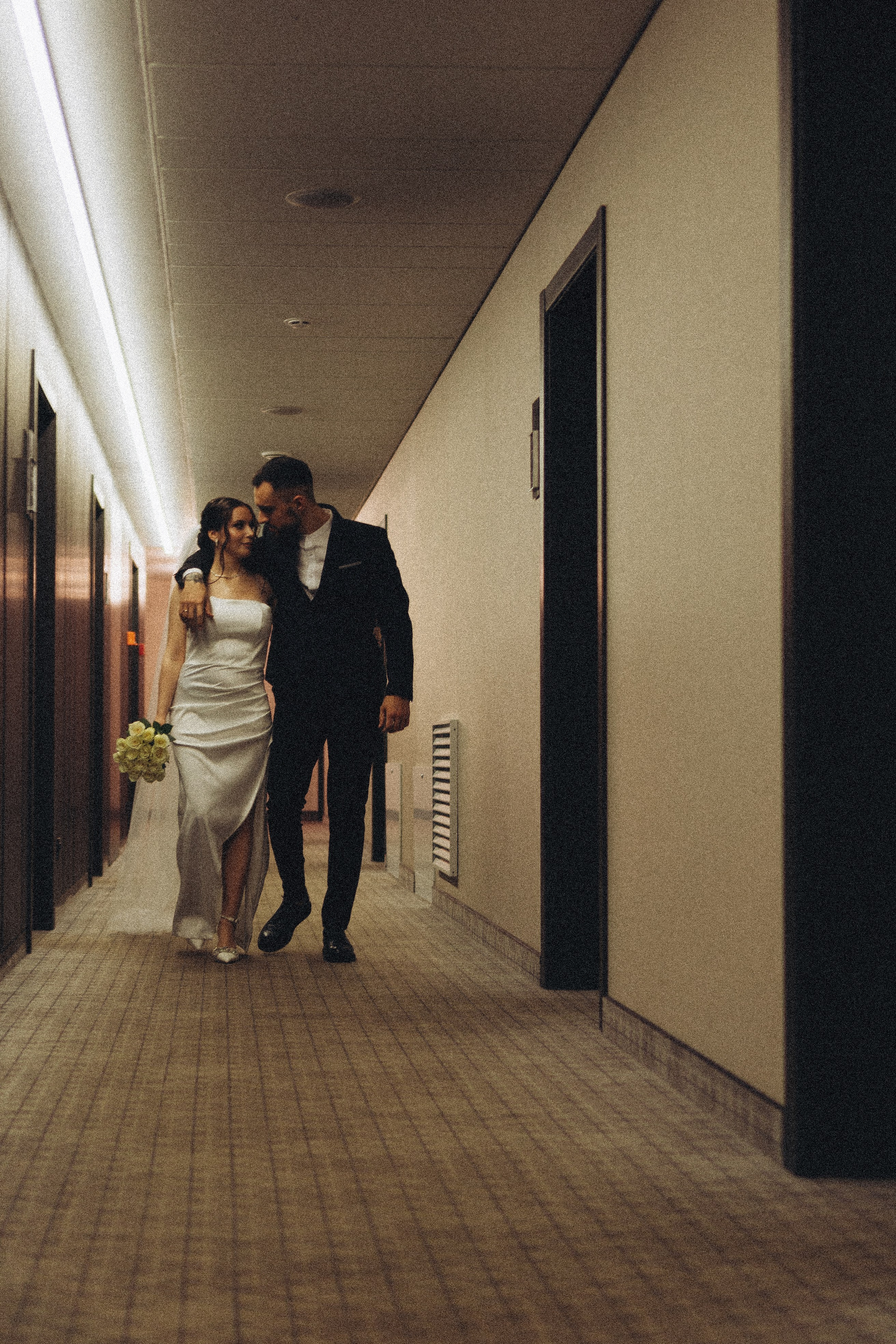 СВАДЕБНАЯ СЬЕМКА СБОРОВ ЖЕНИХА И НЕВЕСТЫ В ОТЕЛЕ И ТАКЖЕ ФОТОСЕССИИЯ В ОТЕЛЕЕ МЕГАПОЛИС БРЯНСК. Профессиональный фотограф, Санкт-Петербург — Виктория Богомолова