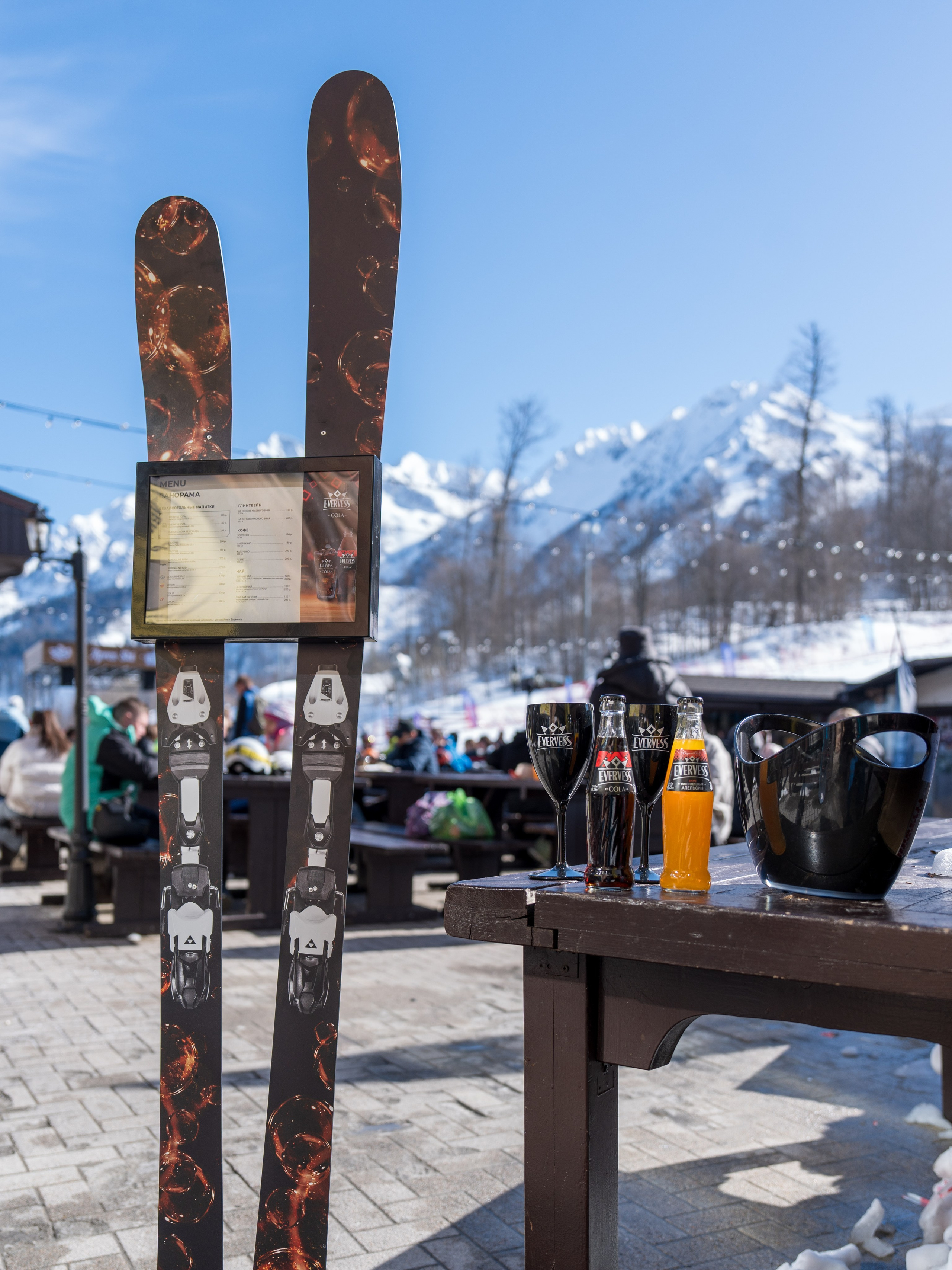 Компания «EVERVESS»: отчет с точек продаж на курортах Красной Поляны. Репортажный фотограф в Красной Поляне и Сочи Павлюченко Екатерина