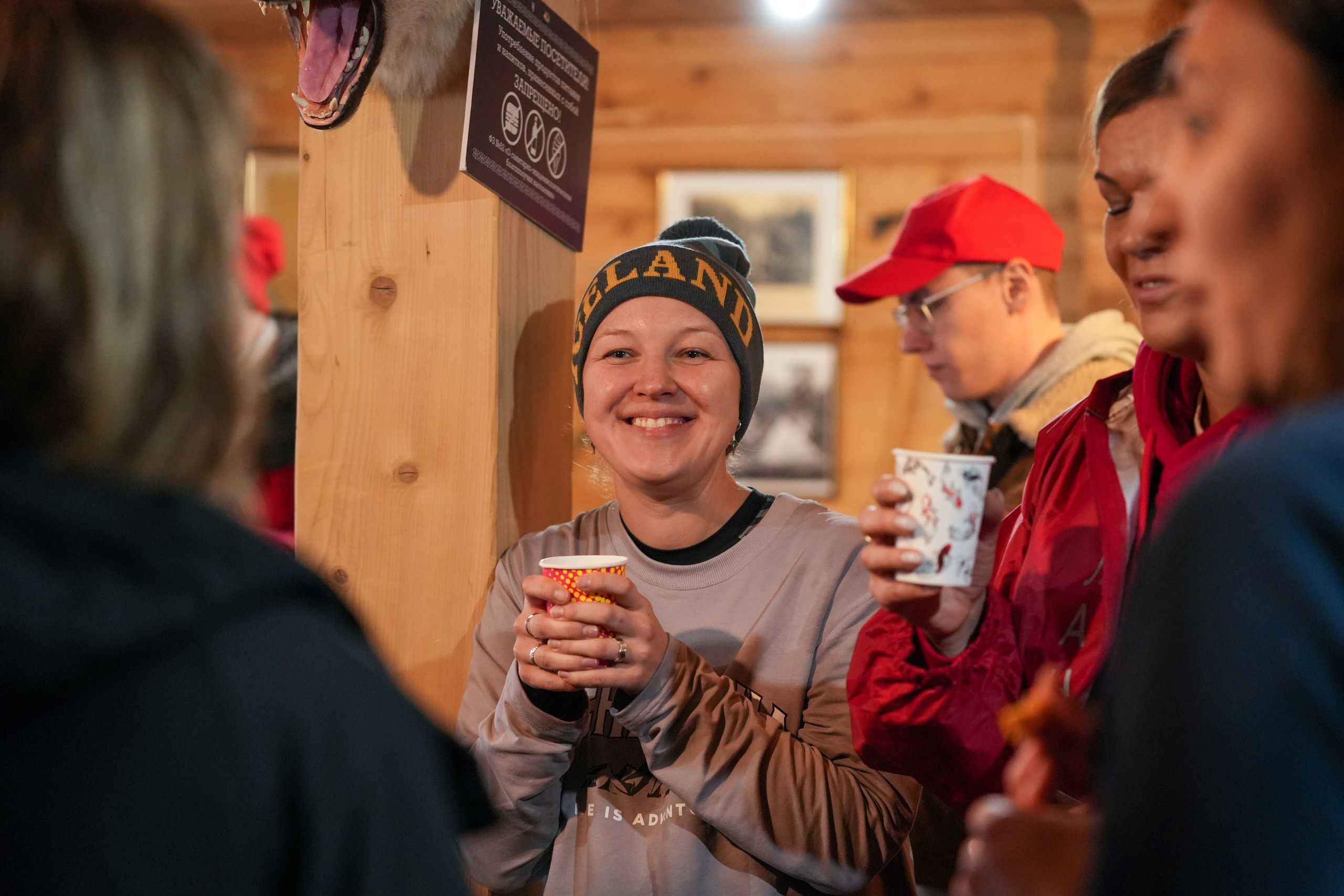 MICE мероприятие — хайкинг на курорте Роза Хутор. Репортажный фотограф в Красной Поляне и Сочи Павлюченко Екатерина