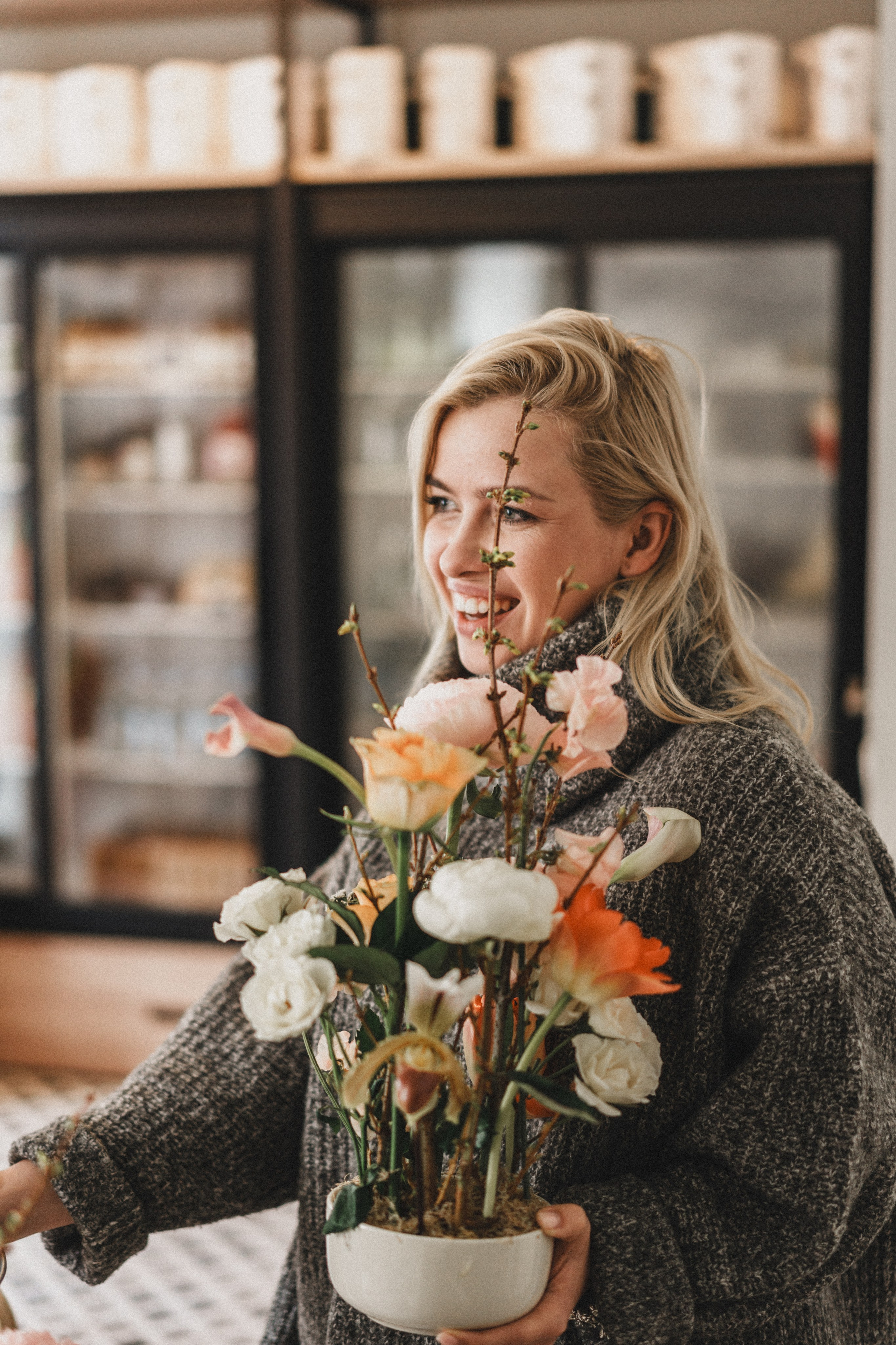 OCHEN' — цветочная встреча 14 февраля. Семейный и детский фотограф и видеограф в Москве, Серпухове и Тарусе Валерия Сорокина