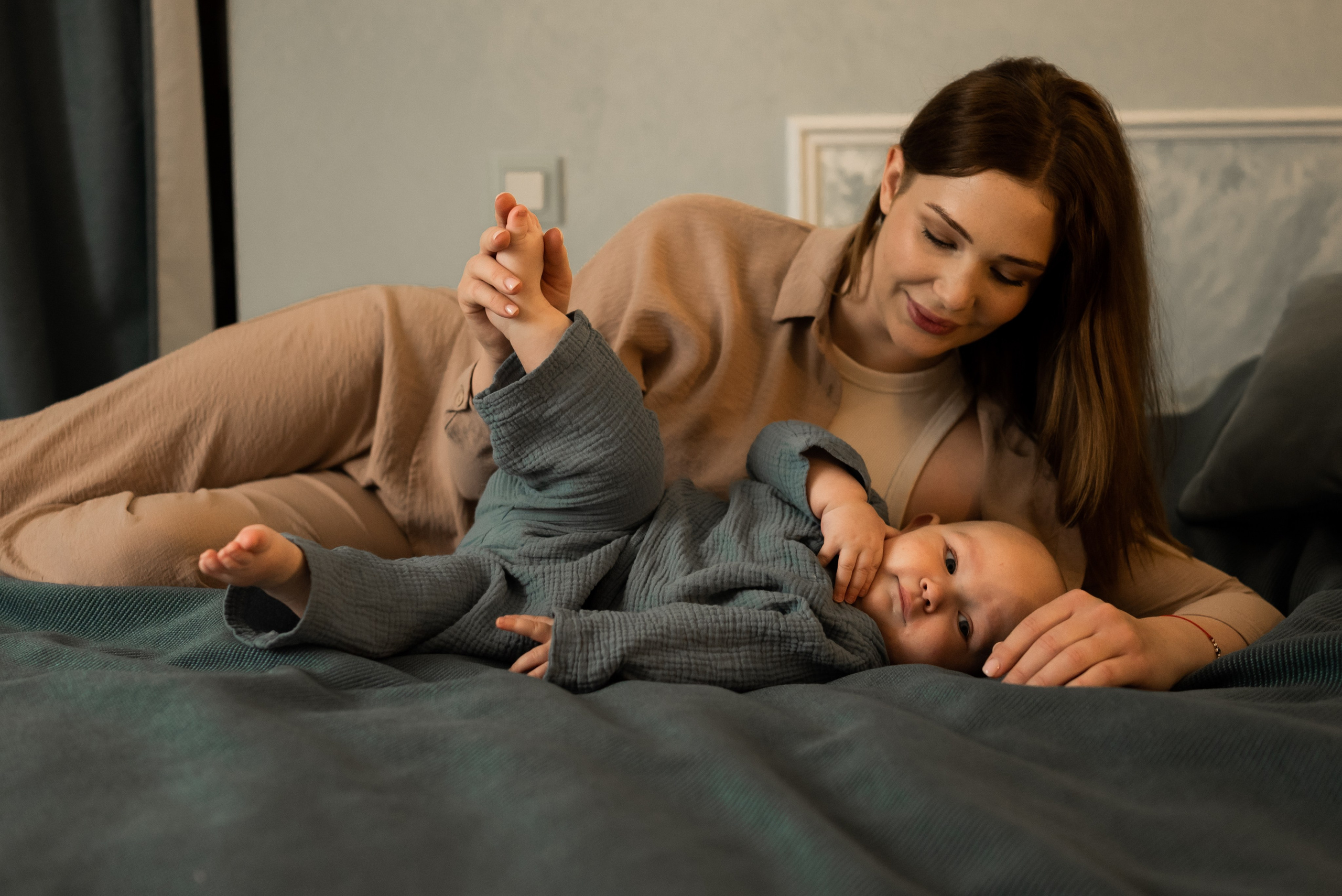 Загородная фотосессия 6 месяцев малышу. Фотограф Ксения Огородова портфолио