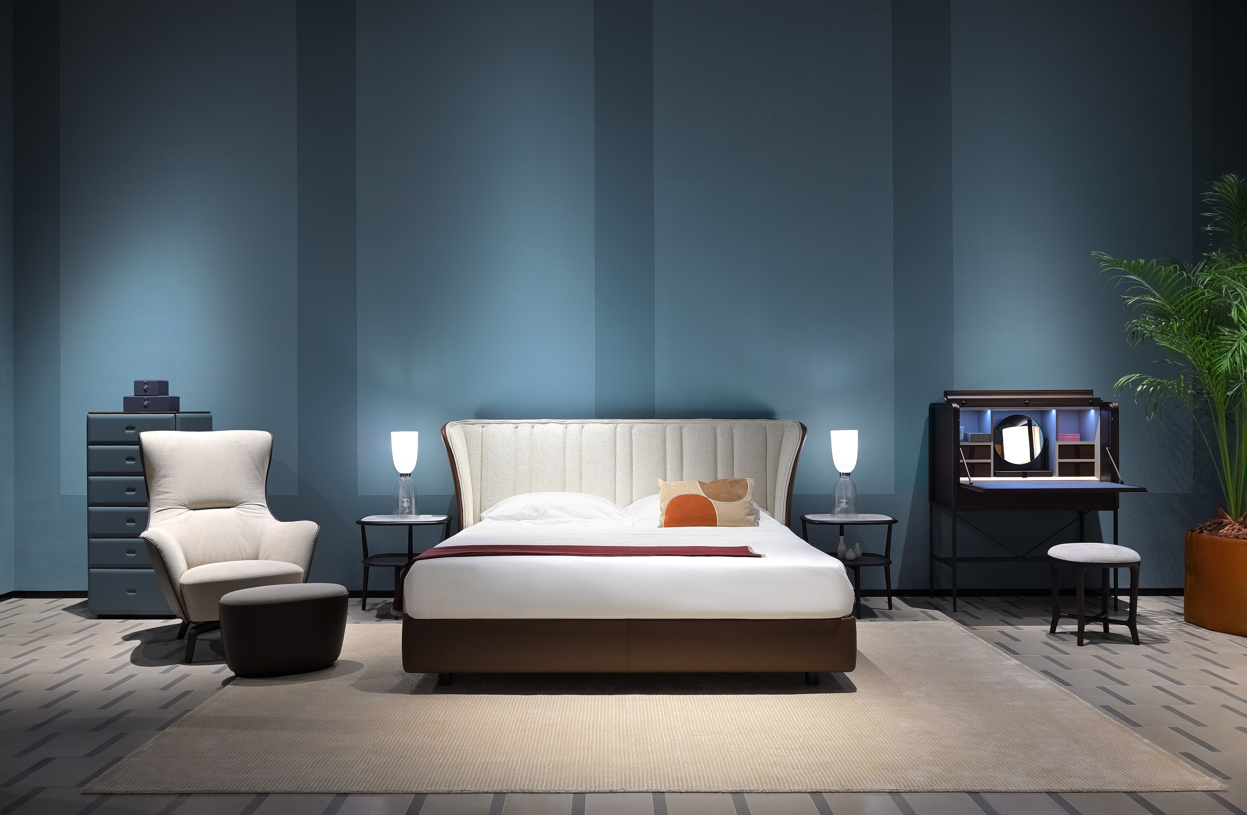 Poltrona Frau, MOE. Interior photographer in Dubai, Vitalii Grishkov