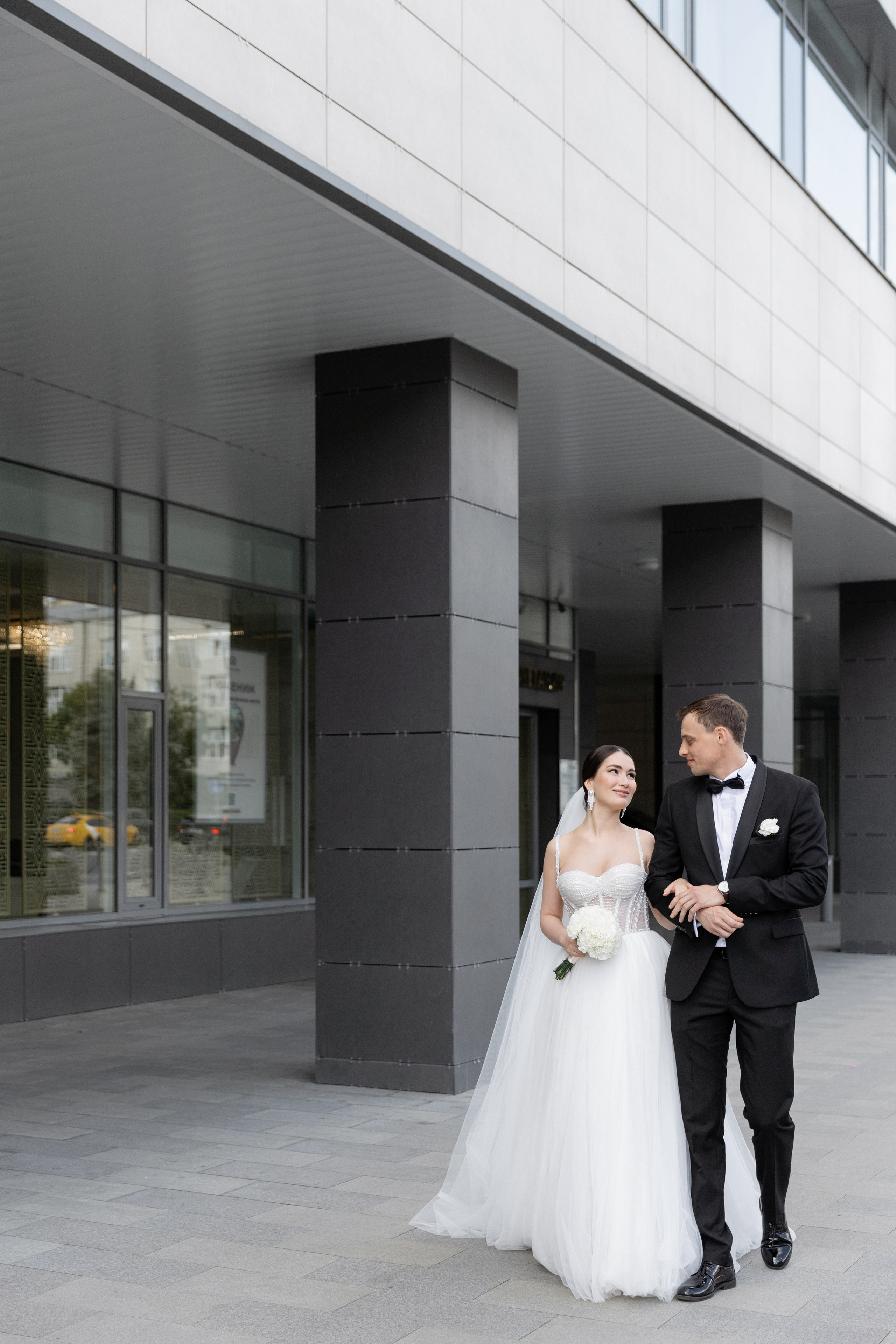 Свадебная фотосъемка росписи и свадебная фотосессия в Архангельском. Свадебный фотограф в Москве Полина Лелетко