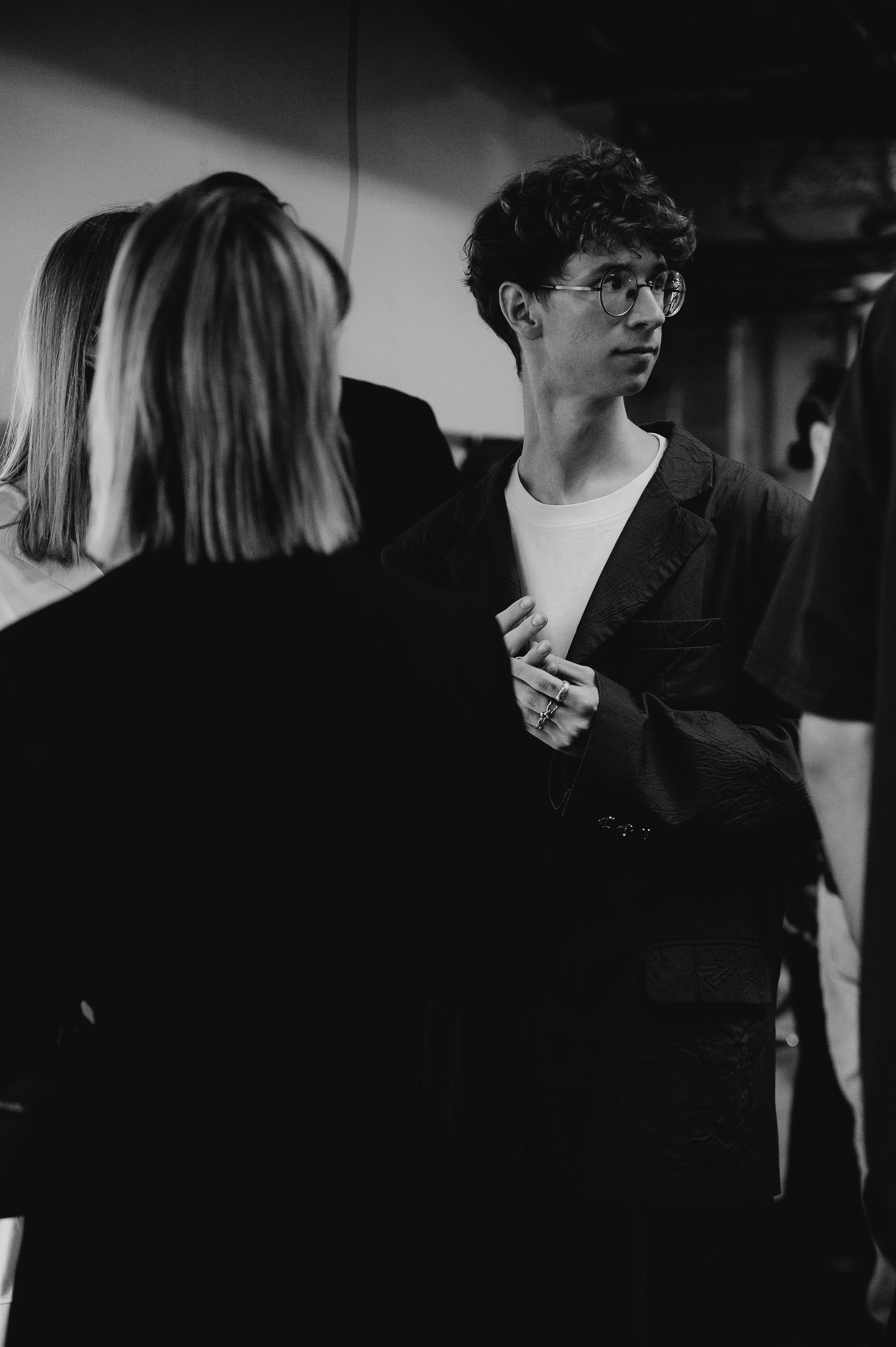 Бекстейдж показа «Новые Имена» собака.ru|ДЛТ. Портретный и репортажный фотограф в Санкт-Петербурге