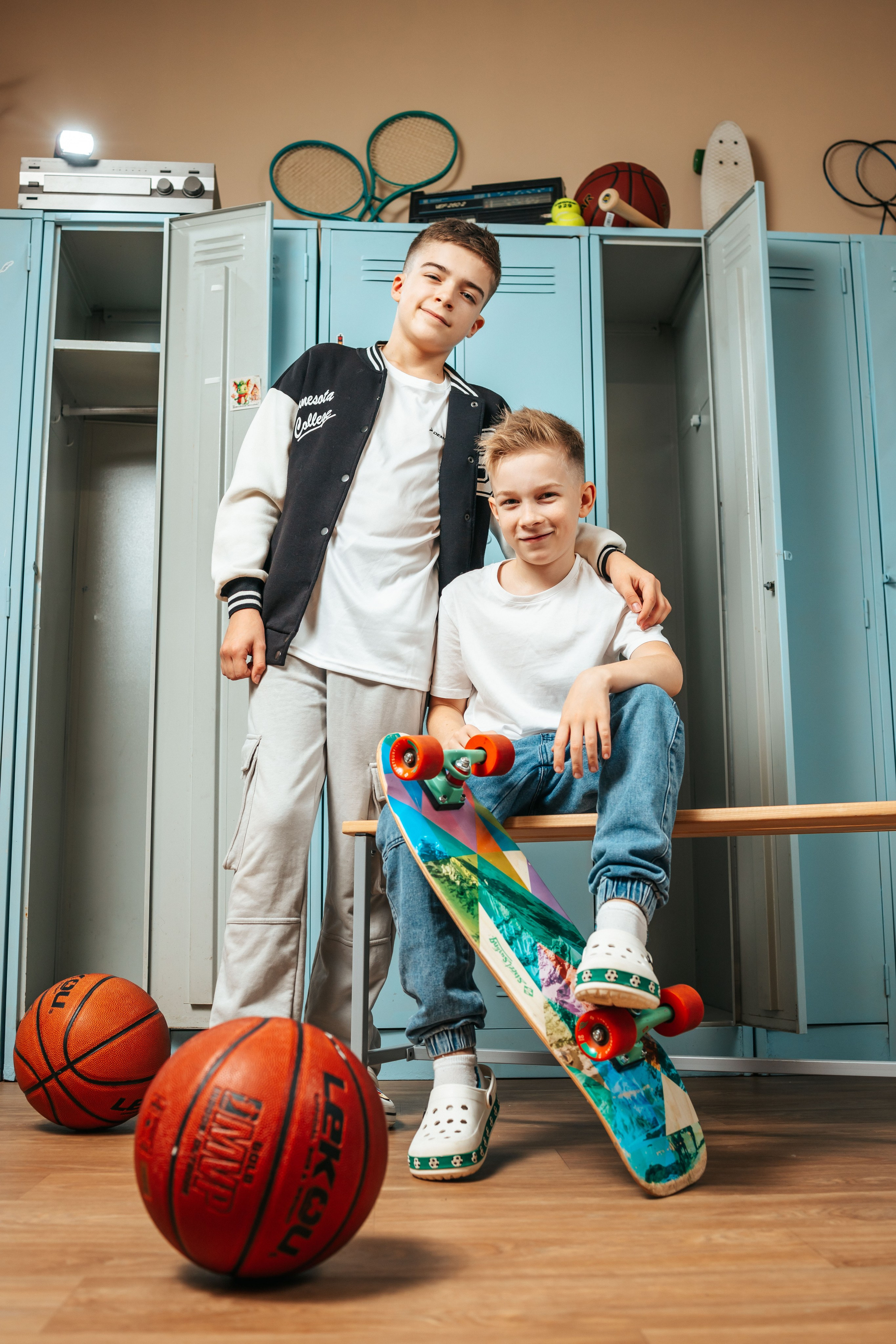 Студия школьной фотографии. Фотостудия выпускных альбомов в Твери. Студия школьной фотографии в Твери. Выпускные альбомы в Твери