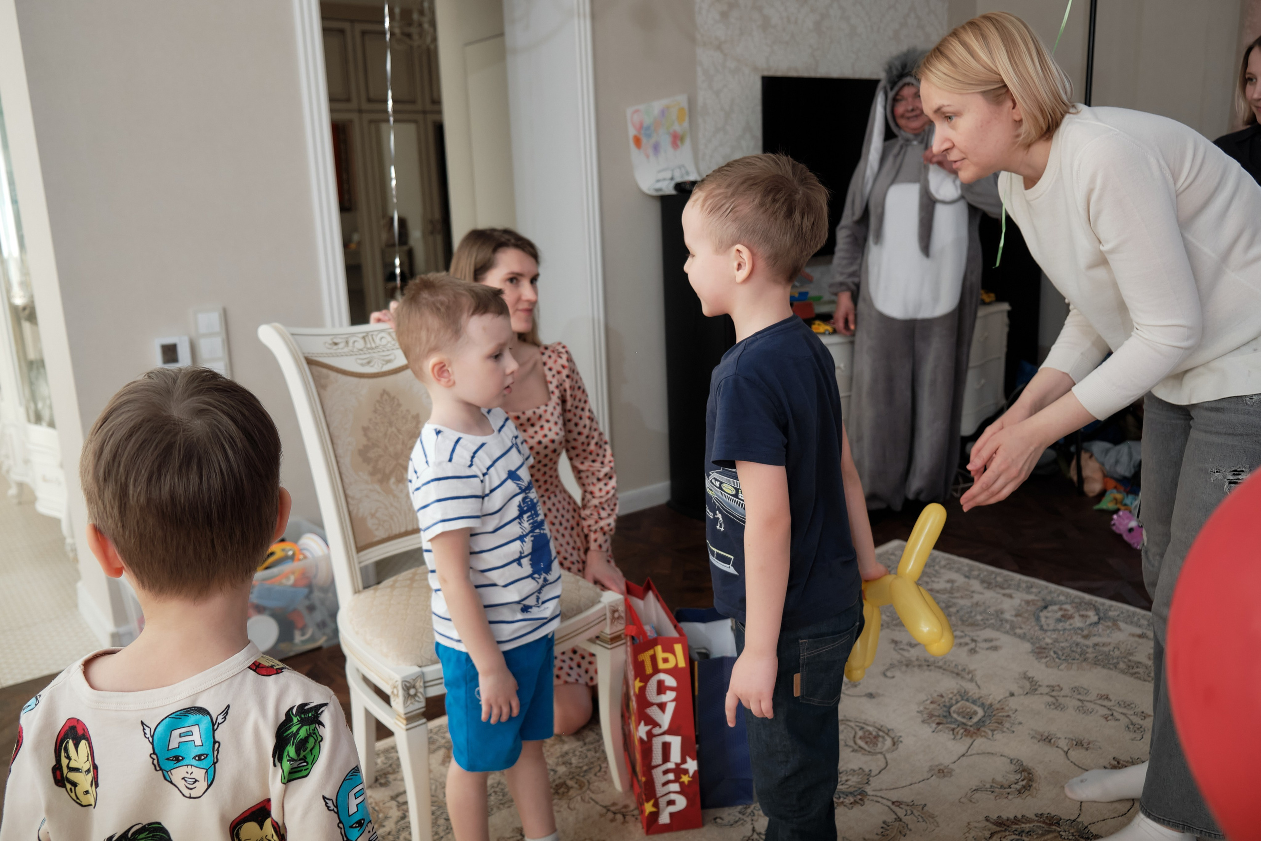 Домашний День Рождения. Фотограф в Екатеринбурге Наталия Нарышкина, бизнес контент, танец