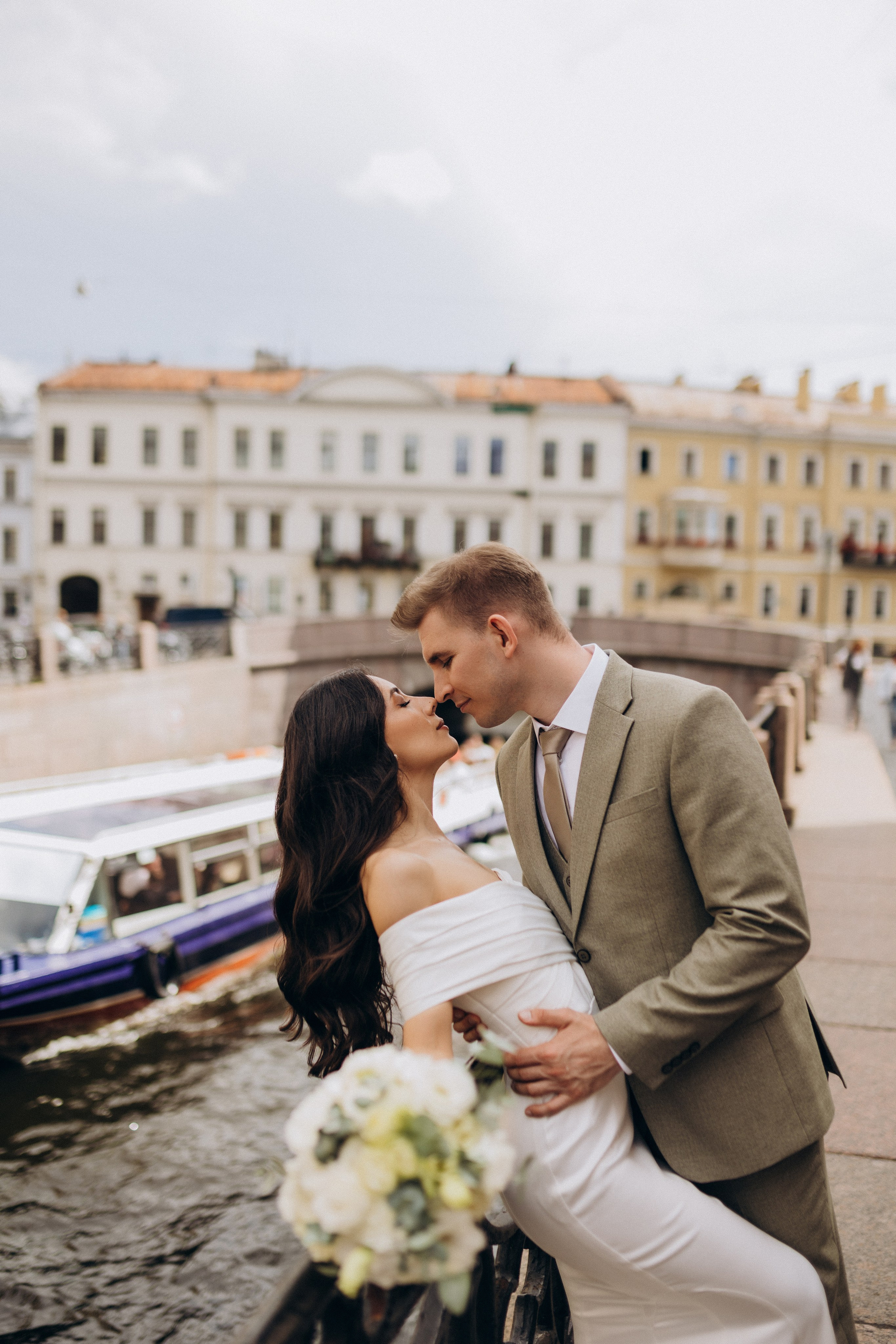 Сергей и Эльнара | Загс Калининского района. Свадебный и love story фотограф в Санкт-Петербурге