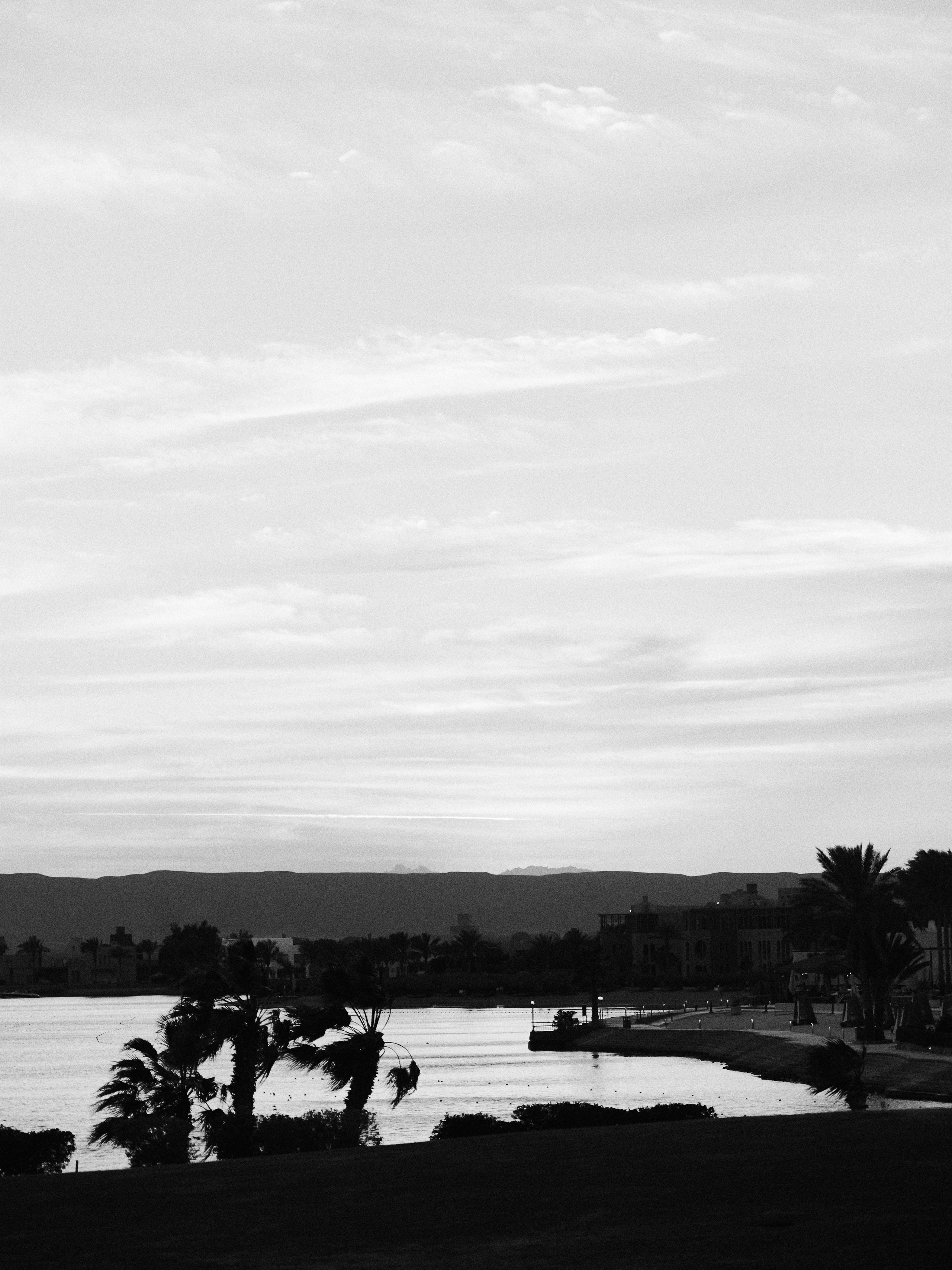 B&W. Jorgis — фотограф в Хургаде / обучение фотографии