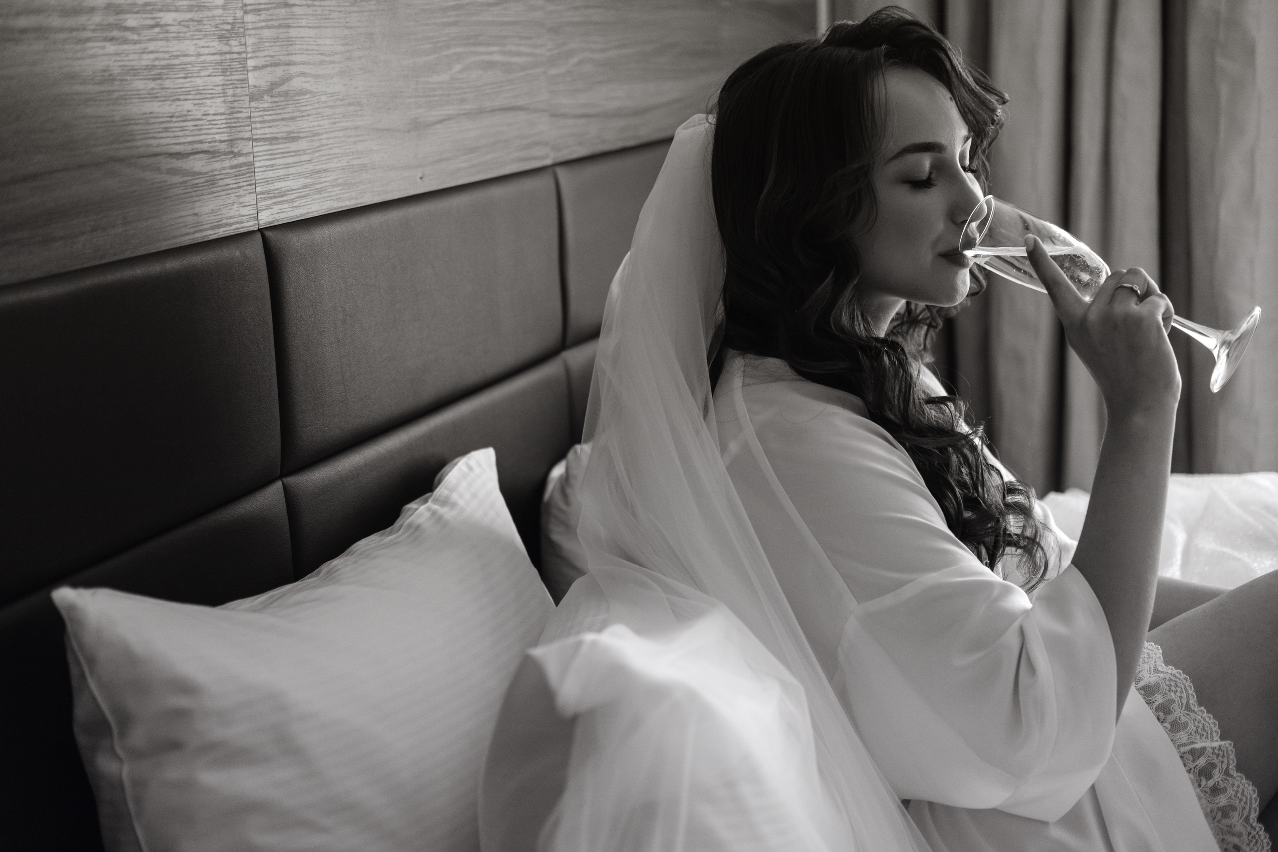 Живые фотографии свадебного дня Александра и Алёны в Ульяновске. Свадебный и семейный фотограф в Ульяновске Анастасия Мышенкова