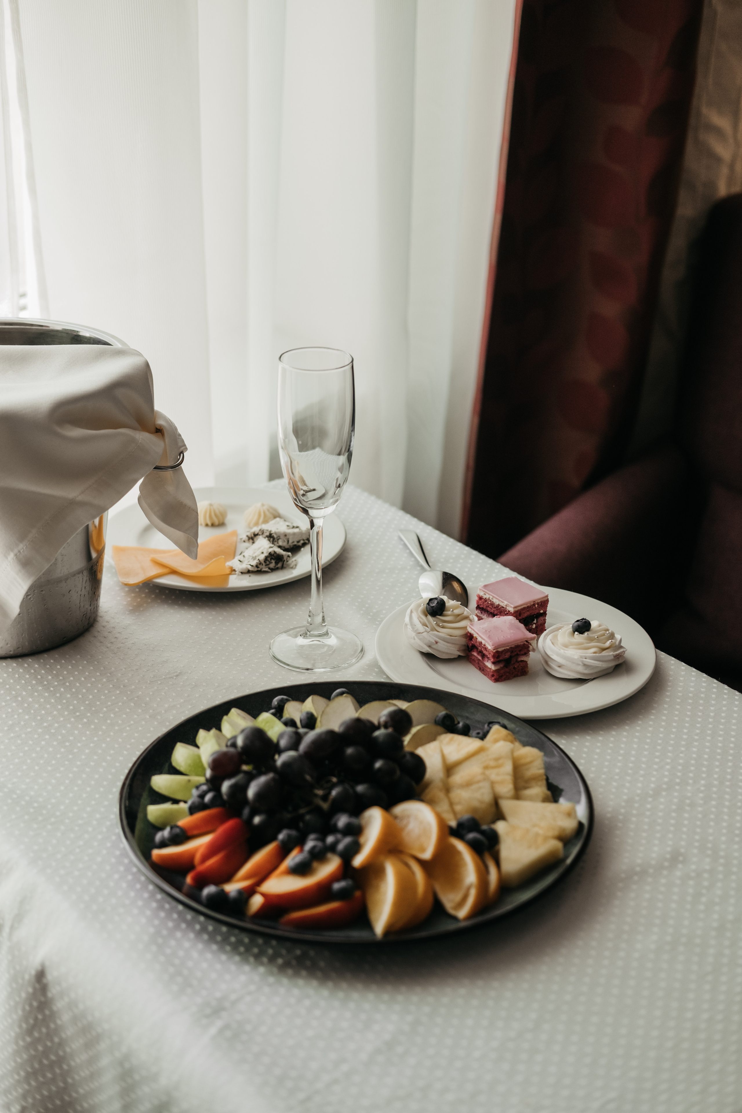 Живые фотографии свадебного дня Александра и Алёны в Ульяновске. Свадебный и семейный фотограф в Ульяновске Анастасия Мышенкова