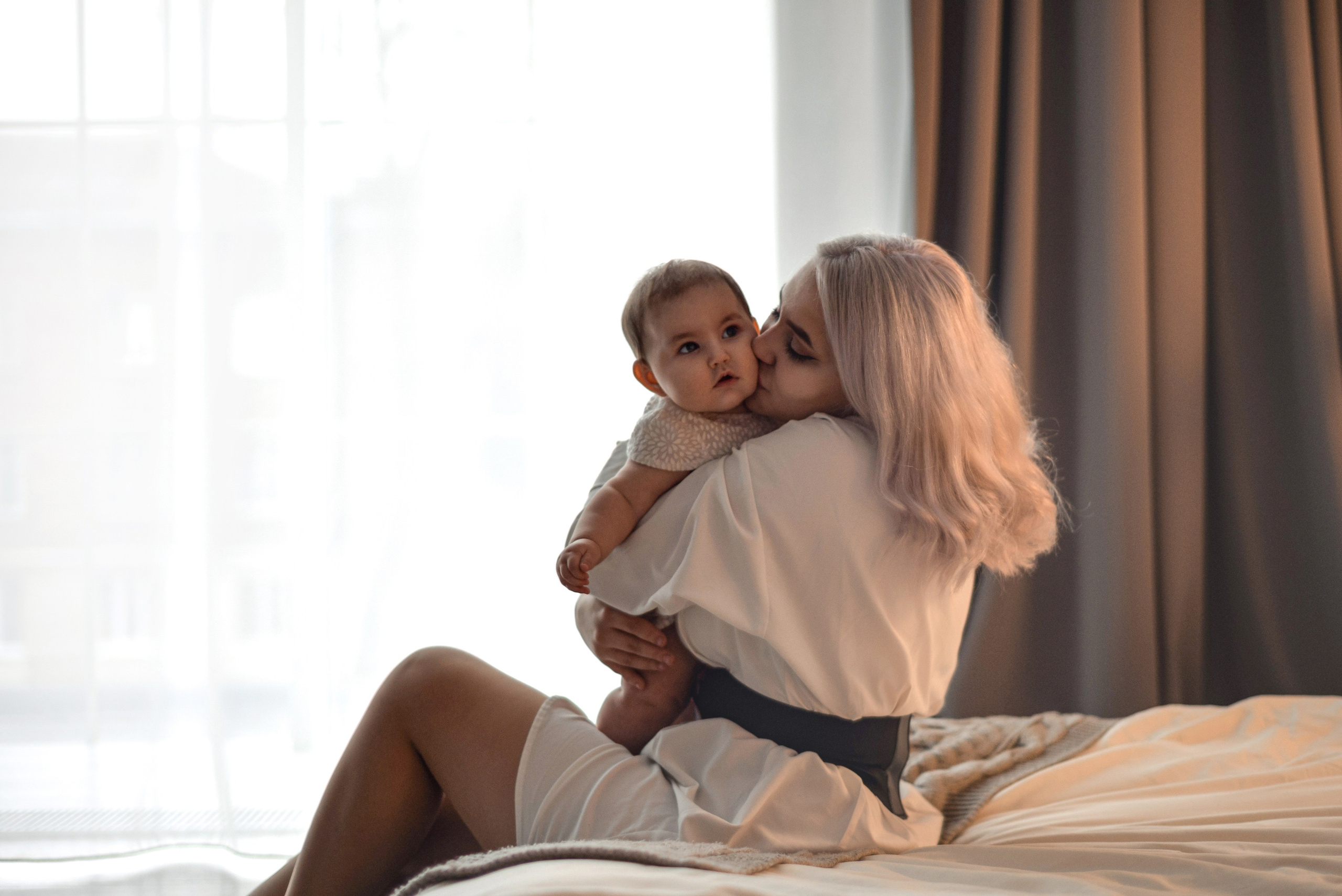 Семейная (Данил, Даша, Аделина) в студии Константа. Семейный и свадебный фотограф Галина Абакумова, фотосессии в Белгороде