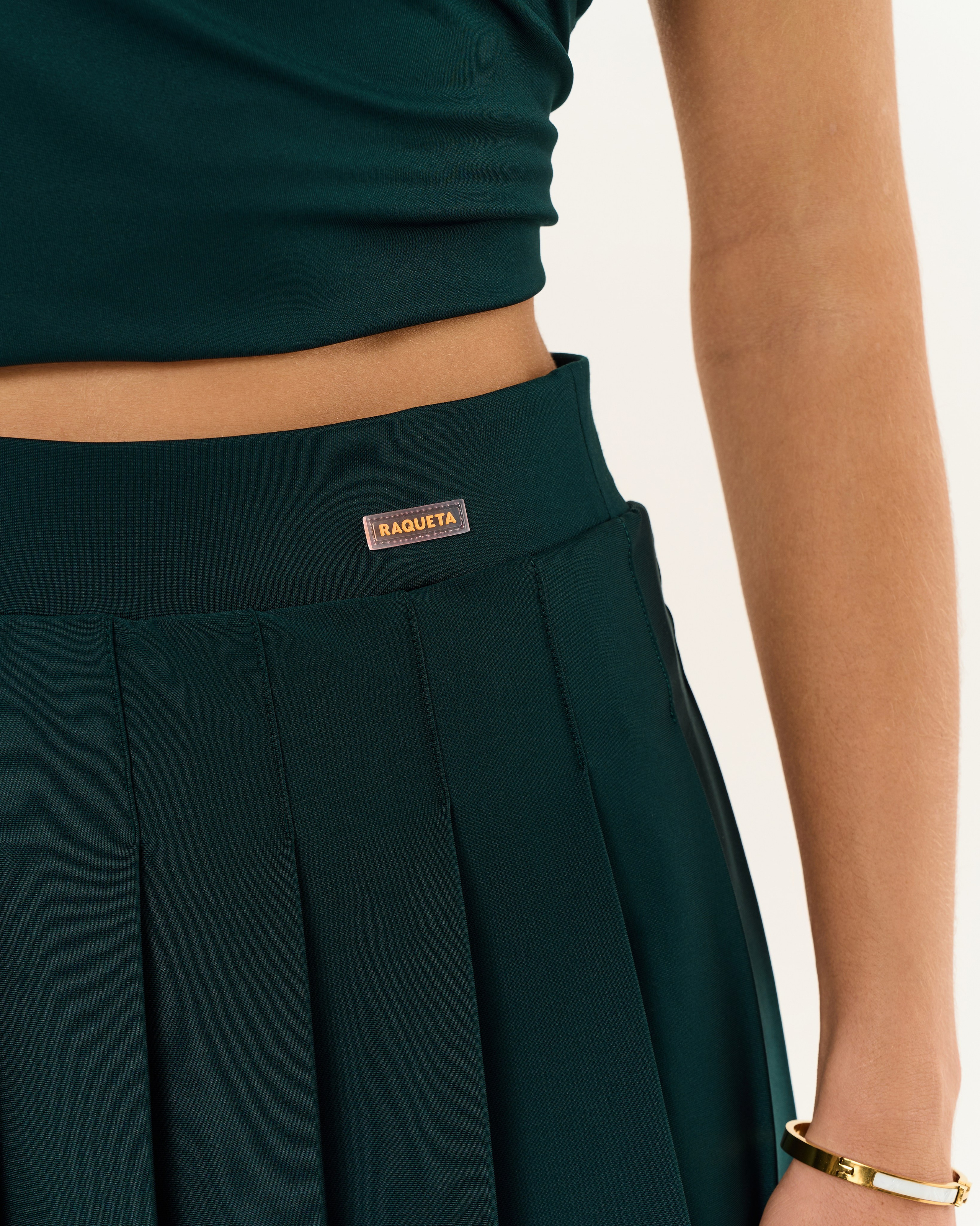 RAQUETA. 595 Production