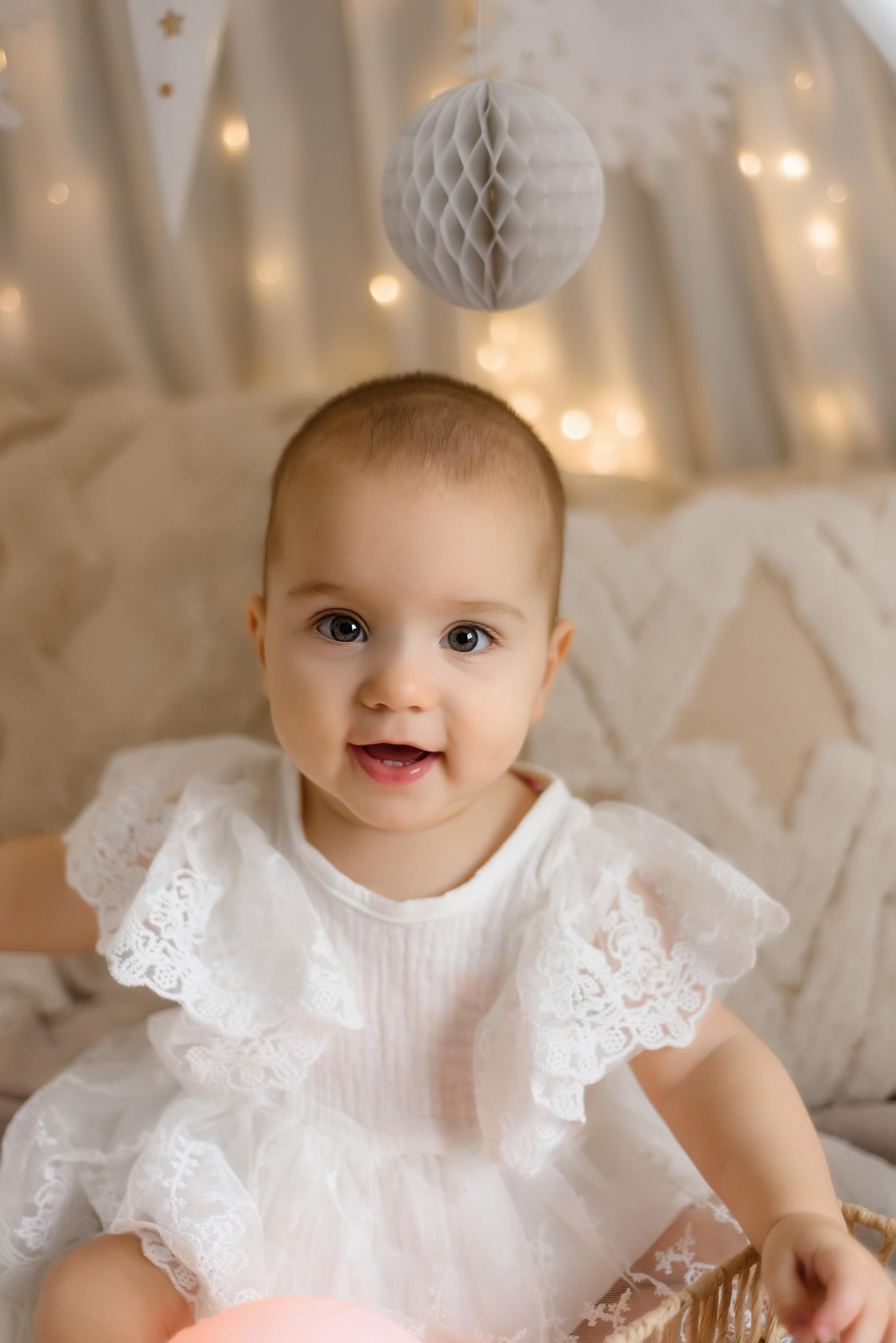 Новогодняя фотосессия «Сказочный шатер» Милана и Дарина. Детский Фотограф |Фотограф на годик в Брянске Ирина Романова