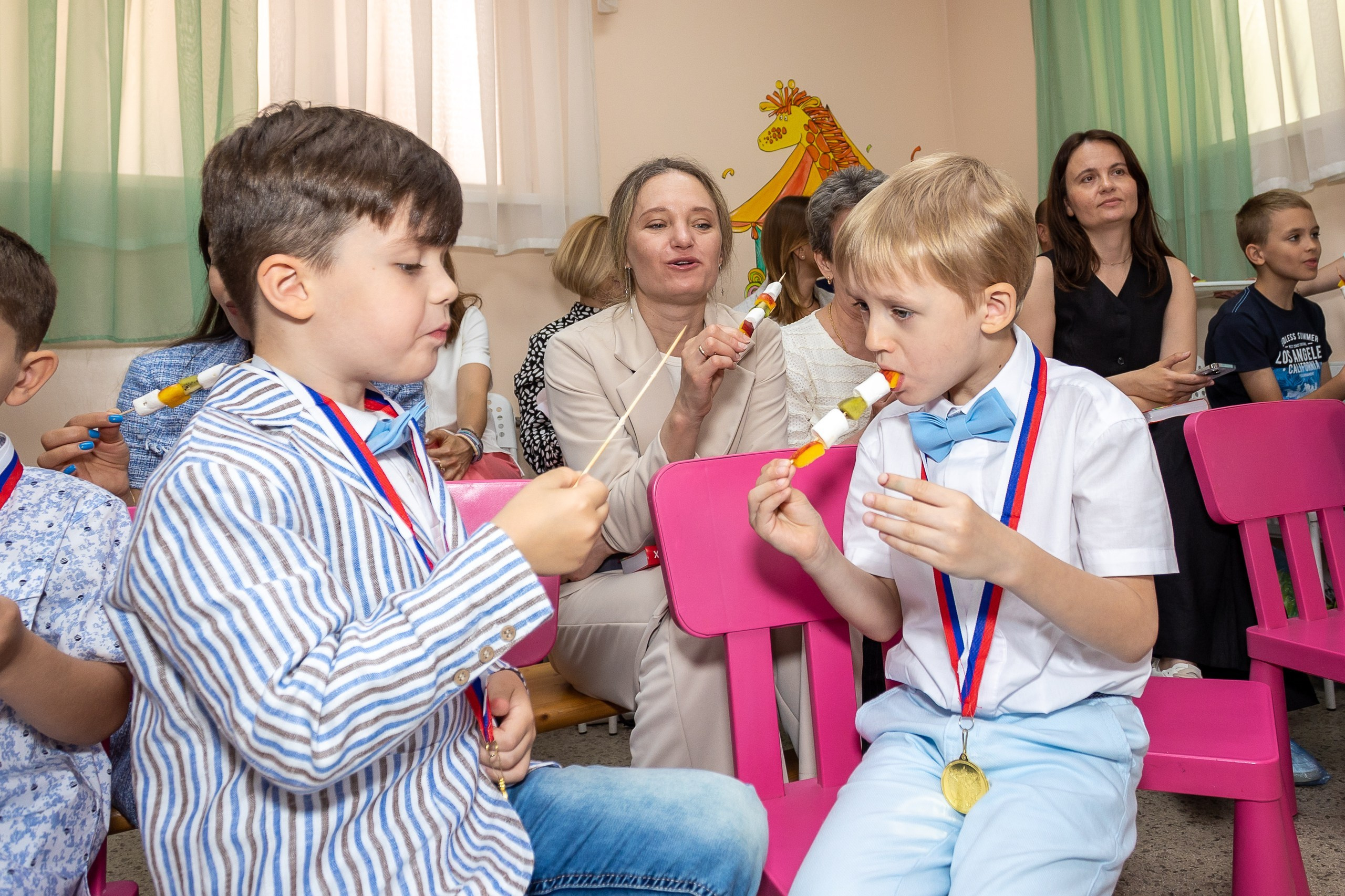 Выпускной Детский сад, 2 часа, 8000. Выпускные альбомы Майкоп, Краснодар Елена Золотарева