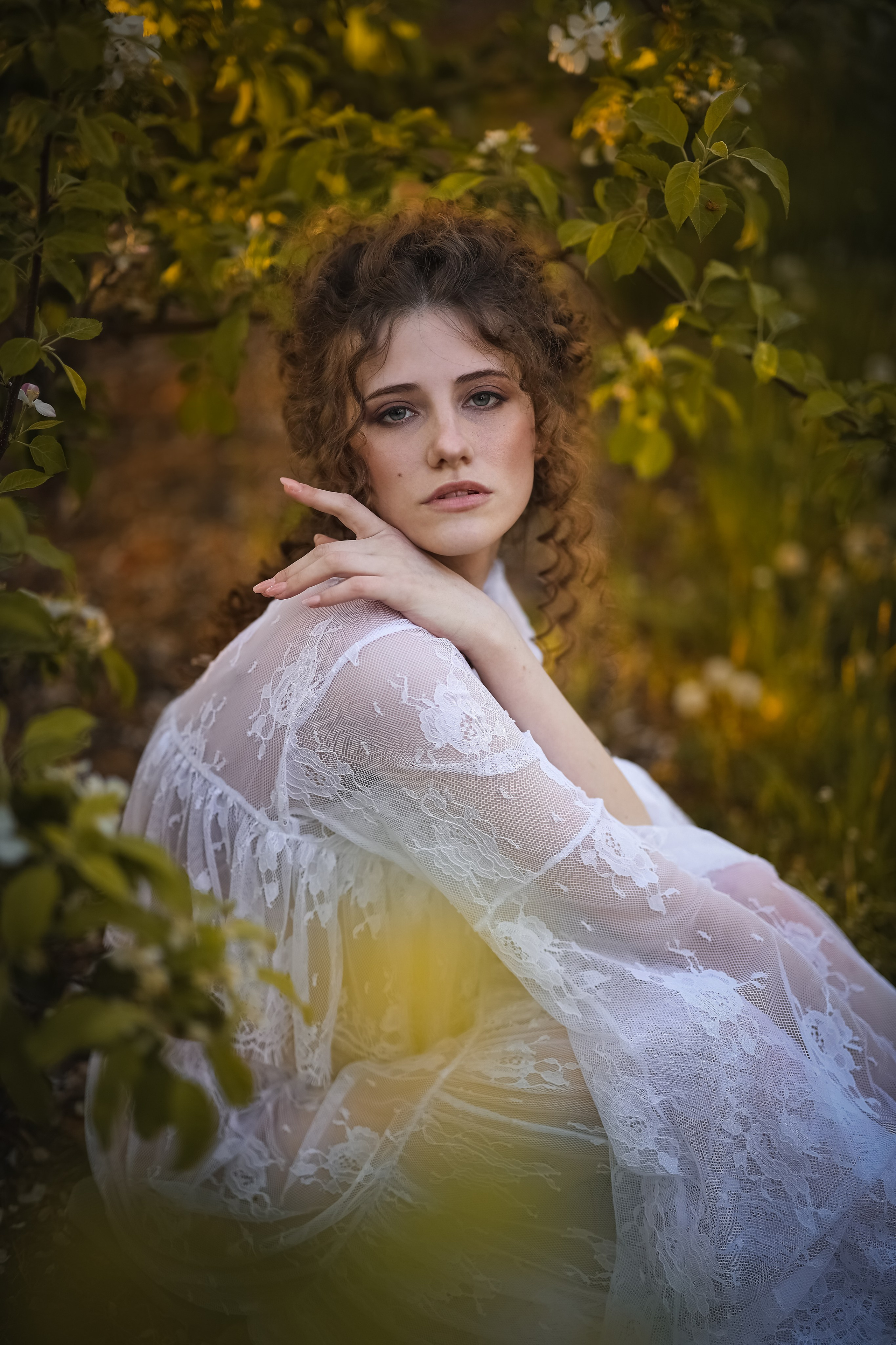 Фотографы Абхазии, фотосессия в саду