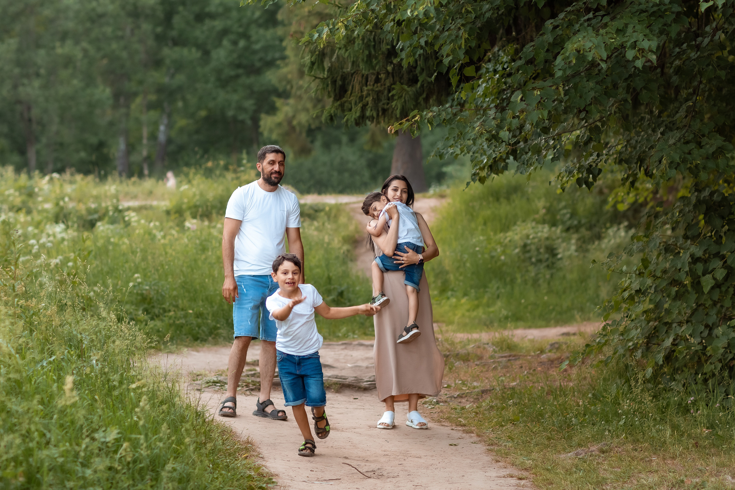 Летняя семейная съемка в Шуваловском парке. Репортажный, семейный, свадебный фотограф Санкт-Петербург Ольга Лесюк