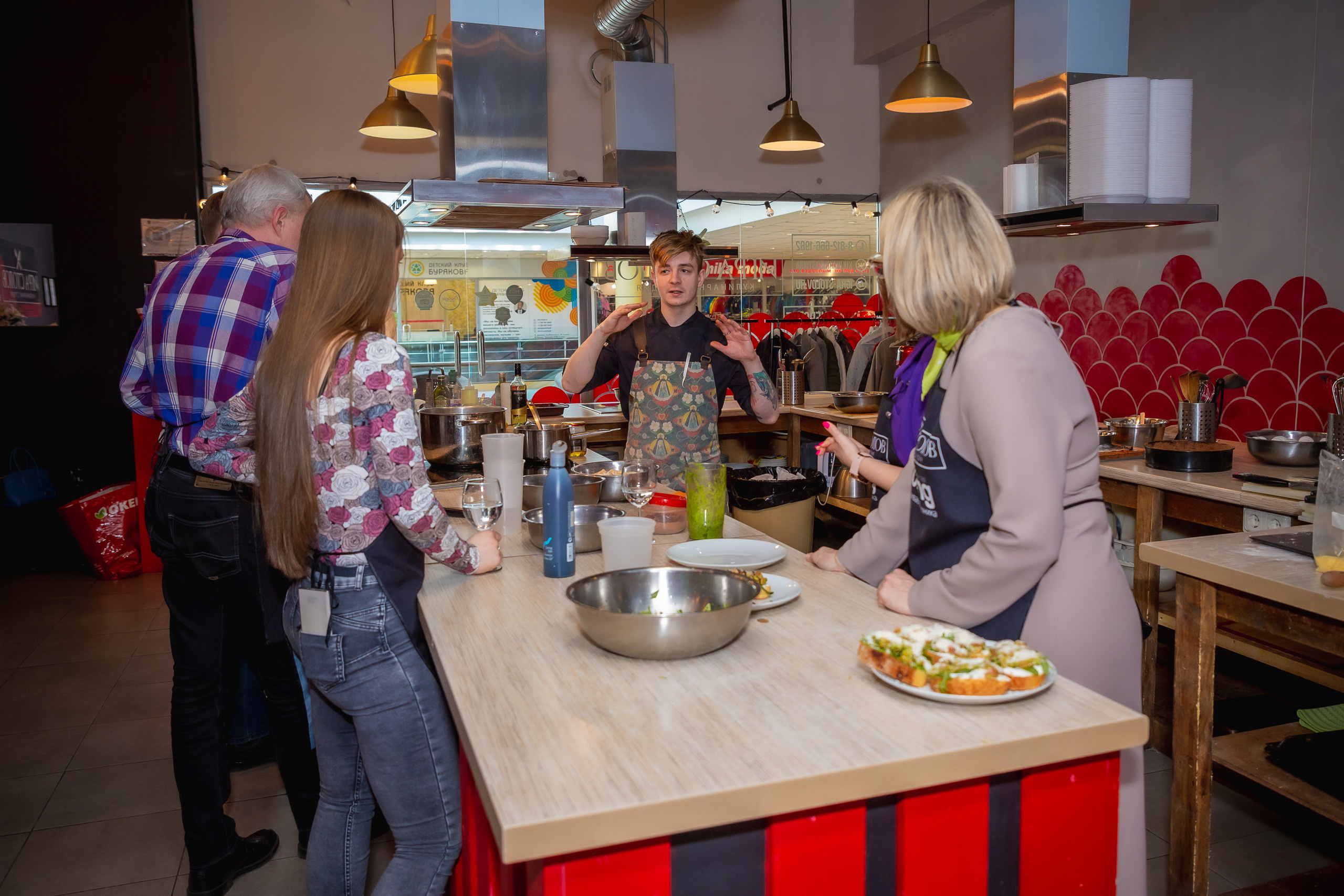 Игра столов. Репортажный, семейный, свадебный фотограф Санкт-Петербург Ольга Лесюк