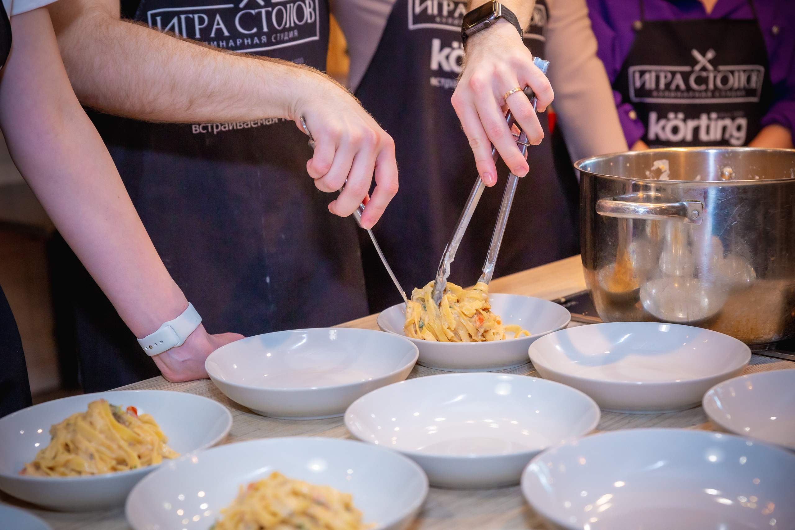 Игра столов. Репортажный, семейный, свадебный фотограф Санкт-Петербург Ольга Лесюк