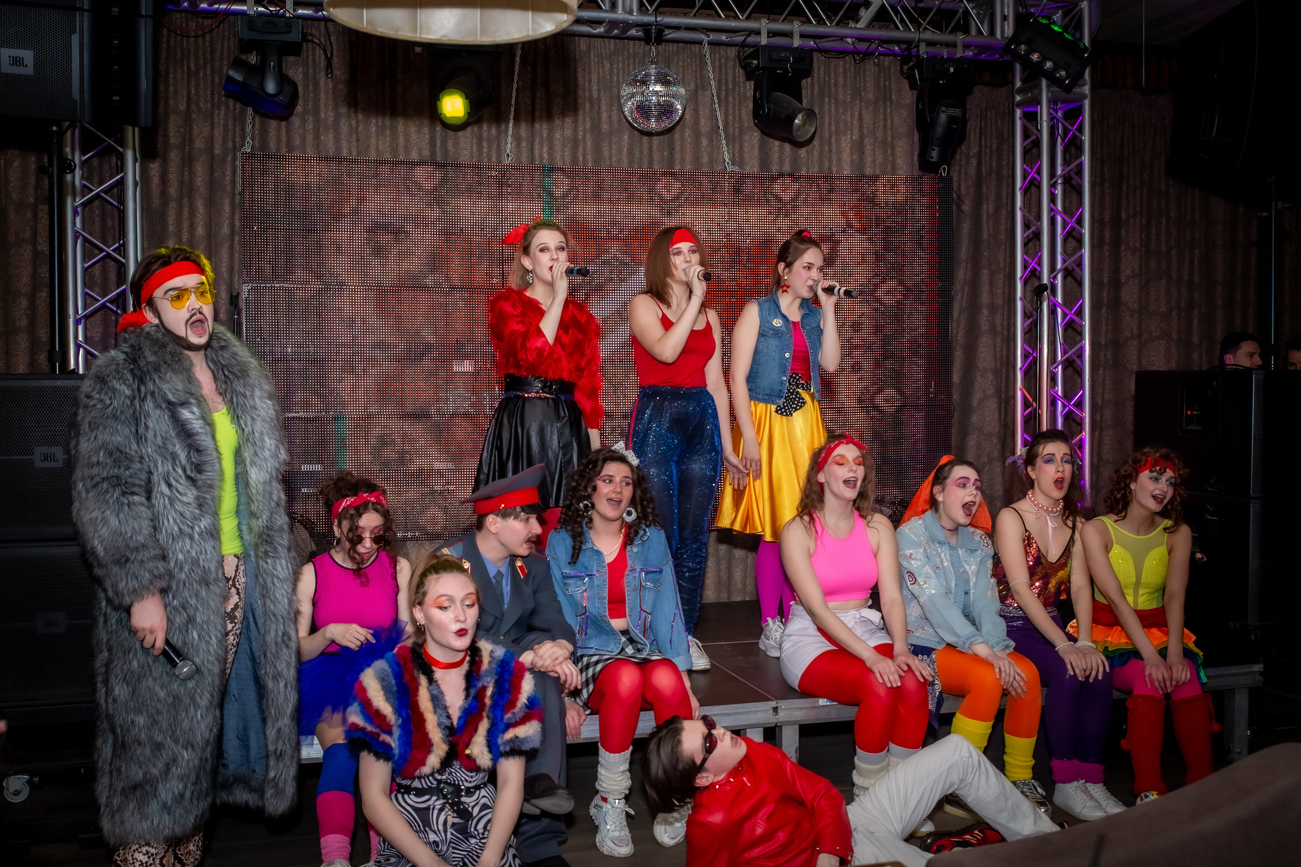 Дискотека 90-Х. Репортажный, семейный, свадебный фотограф Санкт-Петербург Ольга Лесюк