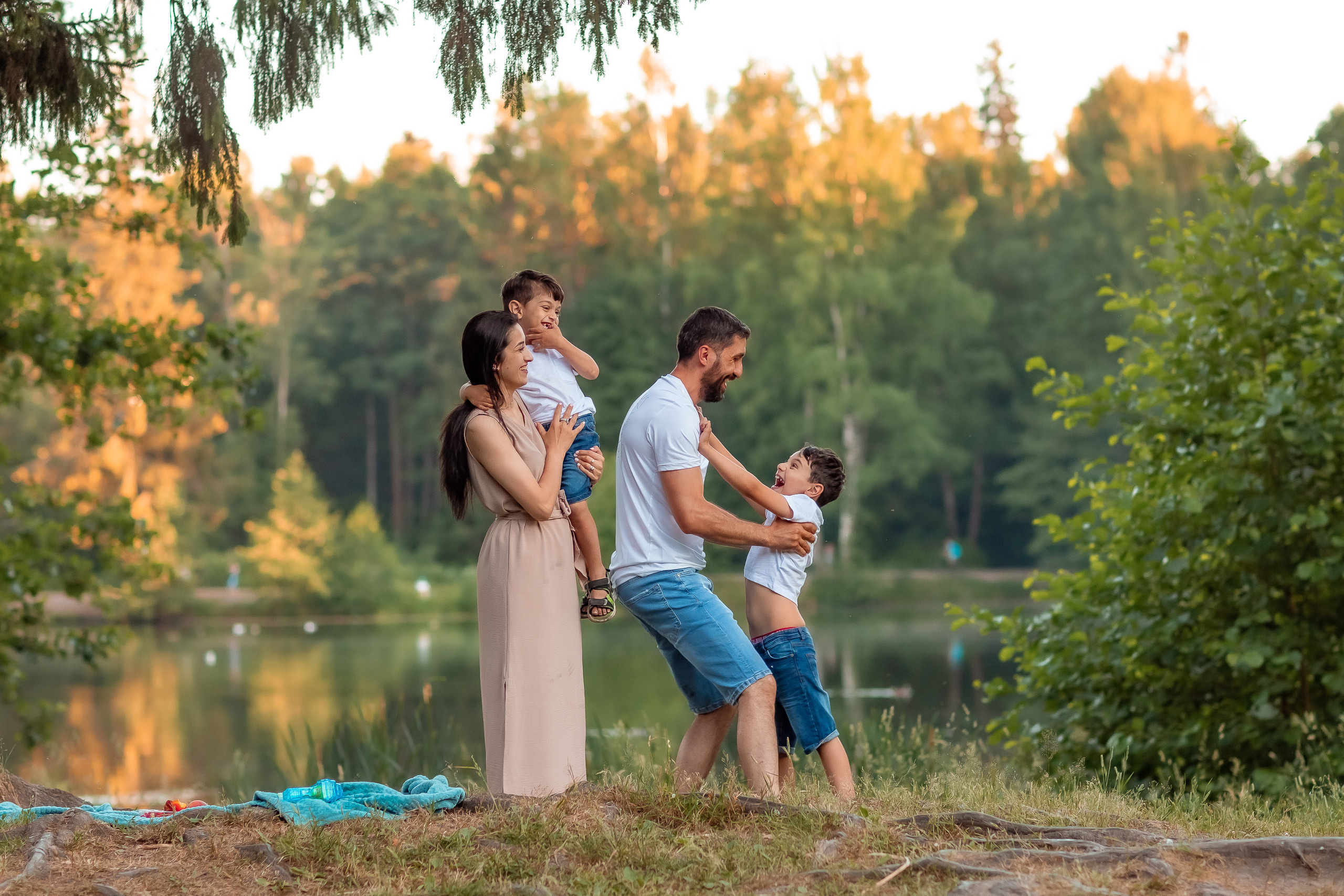 Летняя семейная съемка в Шуваловском парке. Репортажный, семейный, свадебный фотограф Санкт-Петербург Ольга Лесюк