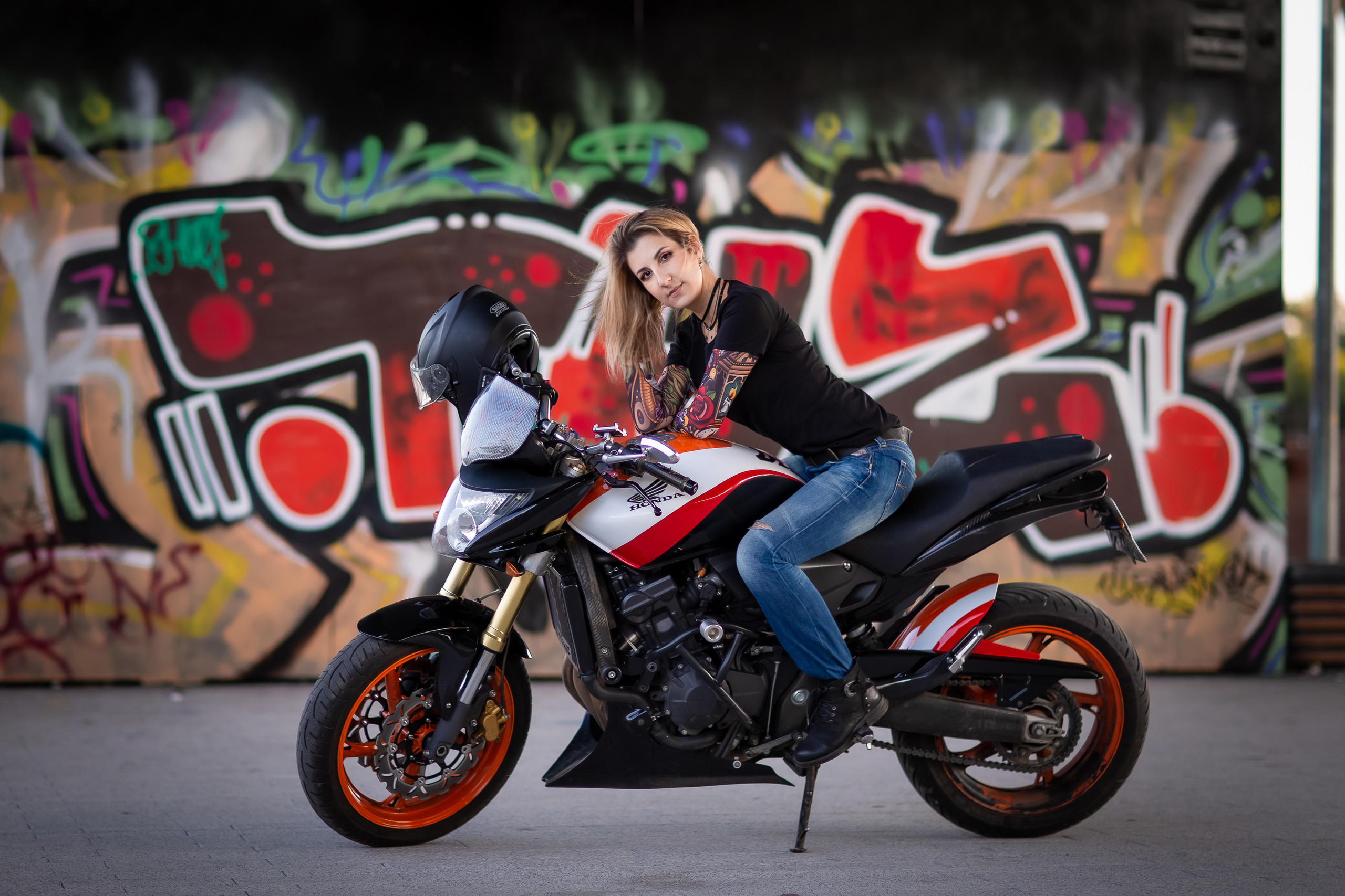 Ирочка, фотосессия с мотоциклом. Репортажный, семейный, свадебный фотограф Санкт-Петербург Ольга Лесюк