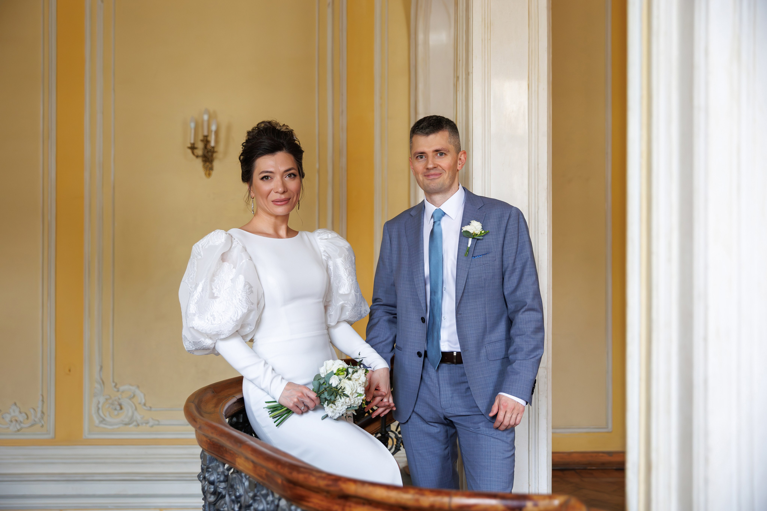 Свадебная фотосессия в библиотеке читальне им Пушкина. Свадебный фотограф Москва и МО Сергей Киржаев