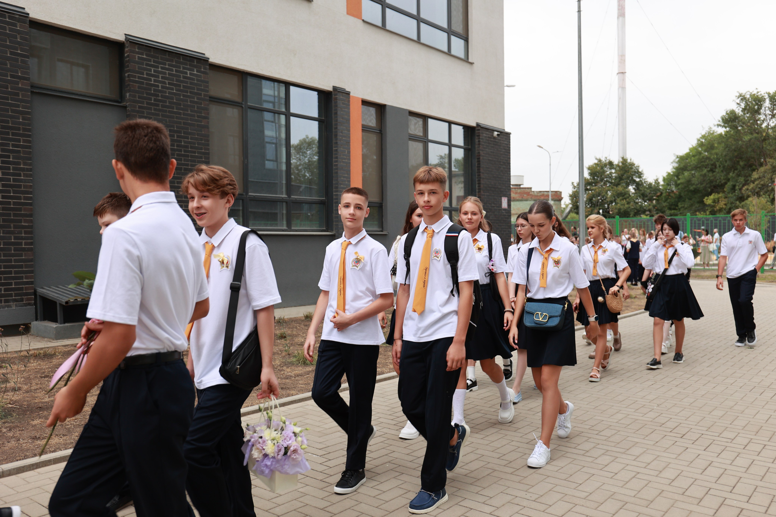 1 сентября (23 гимназия). Детский семейный фотограф Краснодар