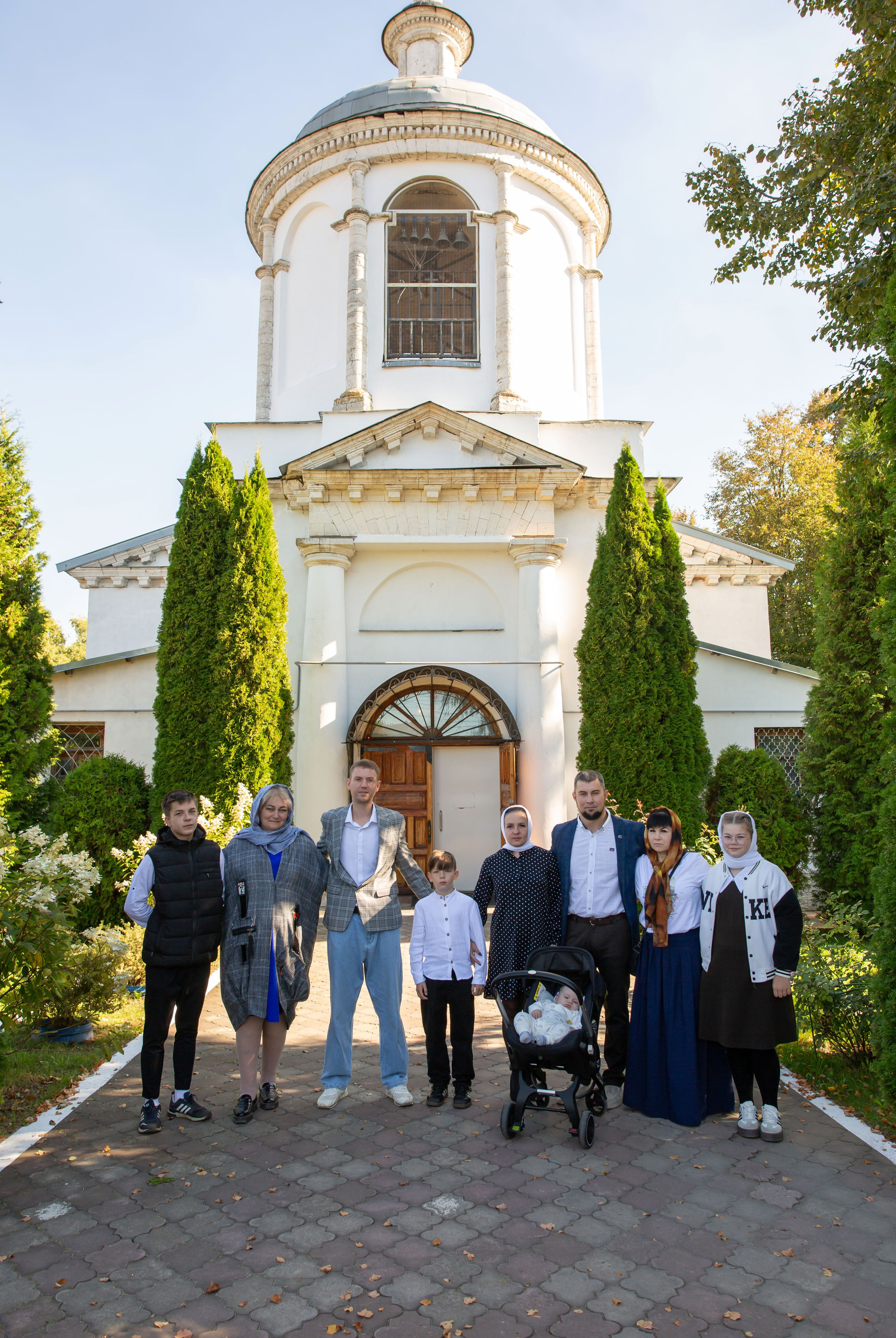 Крещение двух братьев. Храм Успения Пресвятой Богородицы. Семейный и детский фотограф Анна Петракова