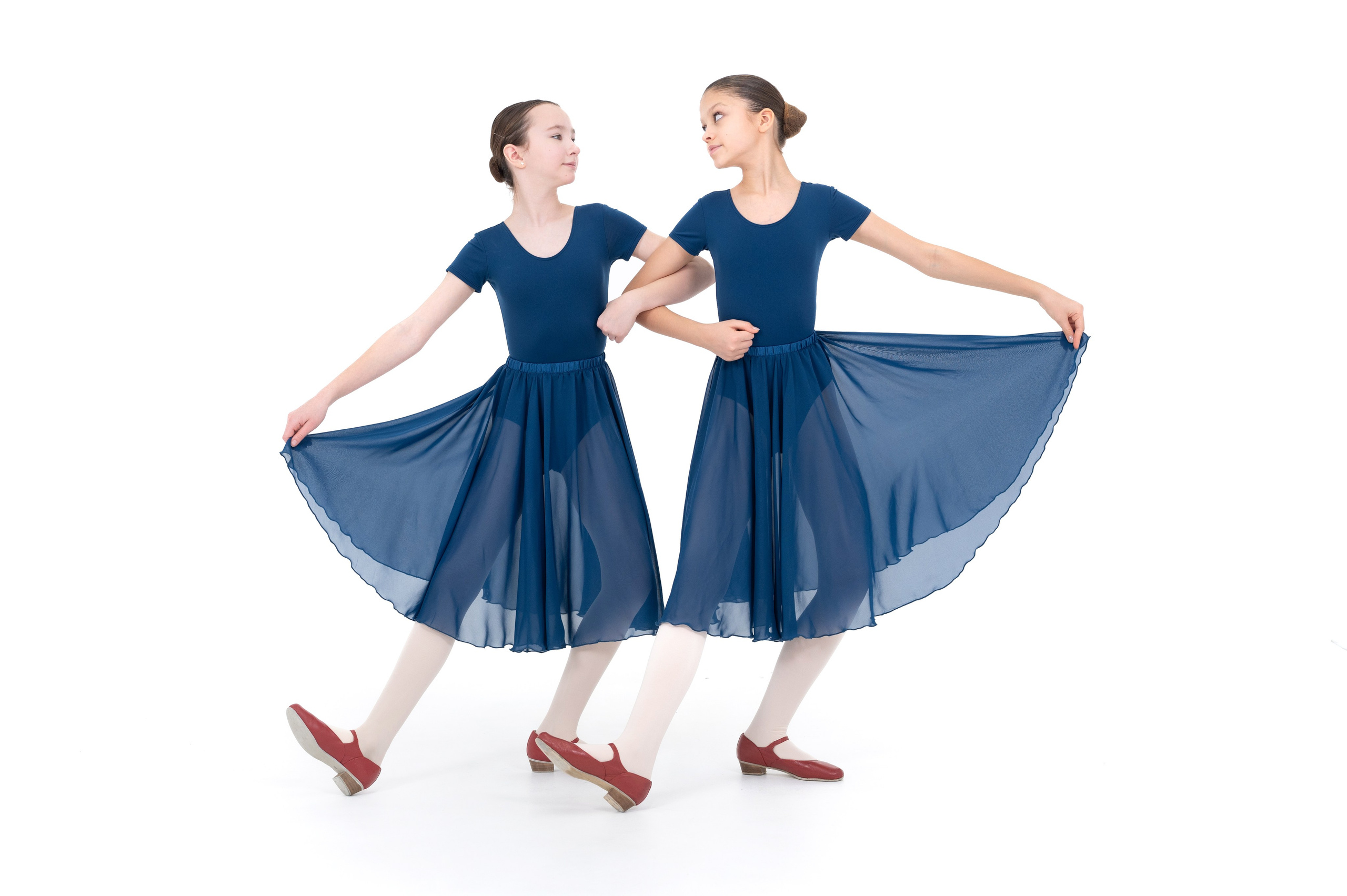 Выпускной альбом хореографичесского коллектива «Пилигрим». Фотограф новорожденных, семейный детский в Тюмени Татьяна Морозова