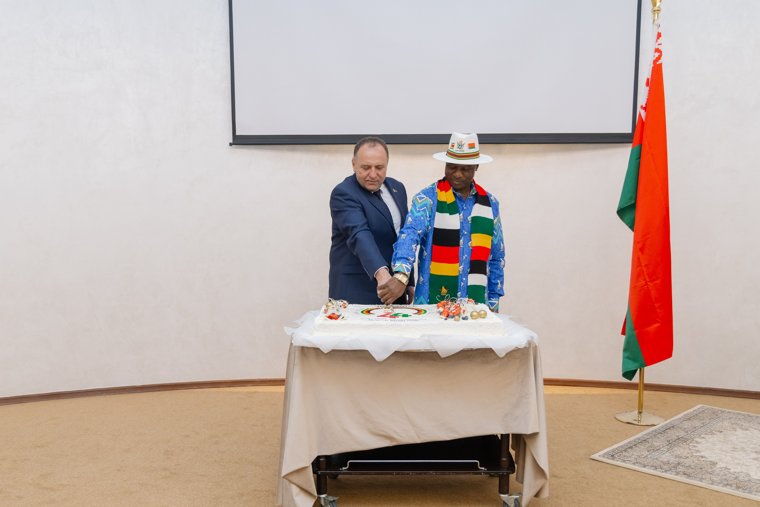 Фотосъемка делегации Посольства Зимбабве в Минске. Свадебный фотограф в Минске/Беларуси Сергей Спиридонов