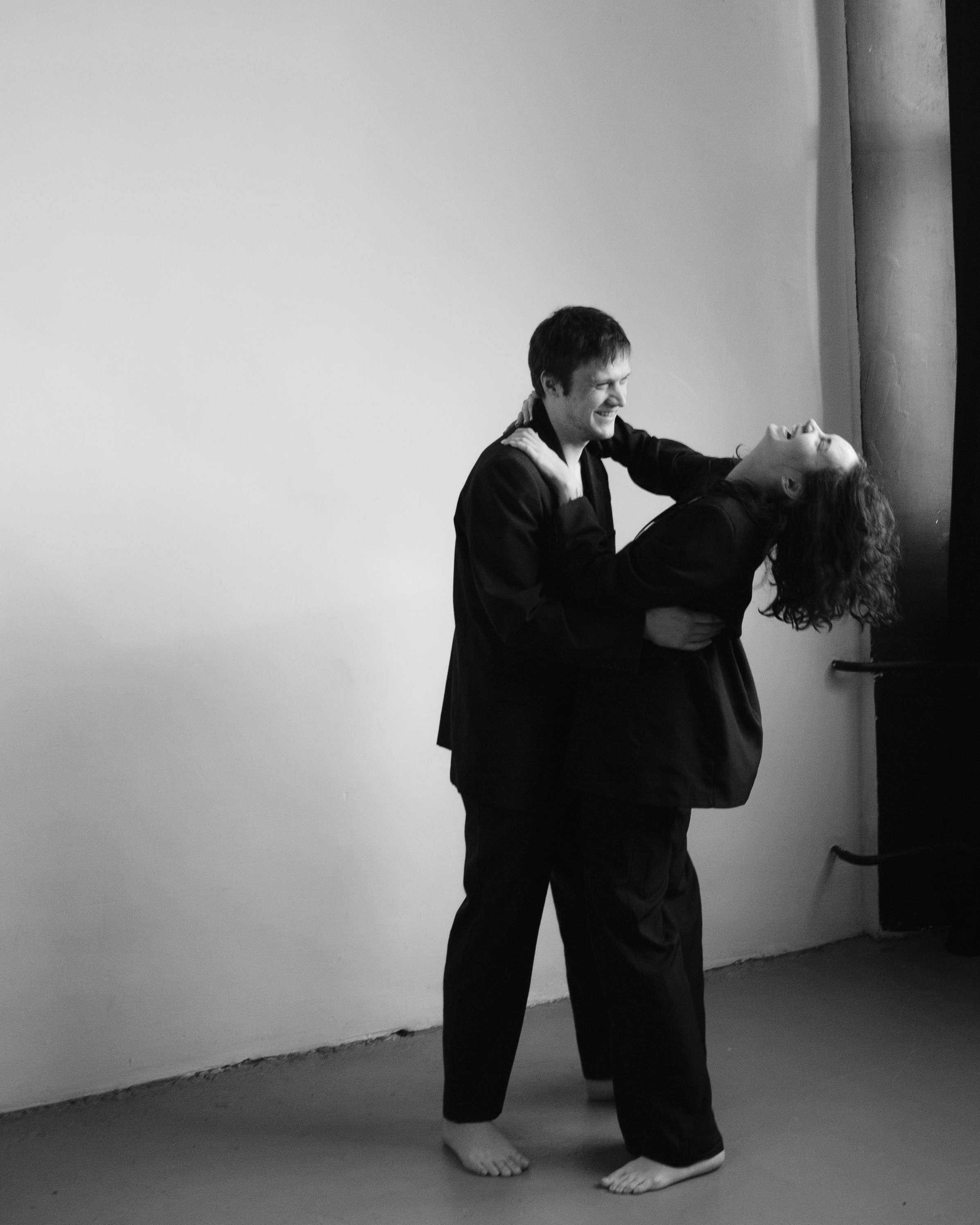 И сошла с ума маргарита вслед за мастером. Свадебный и портретный фотограф в Новосибирске Любовь Исакова