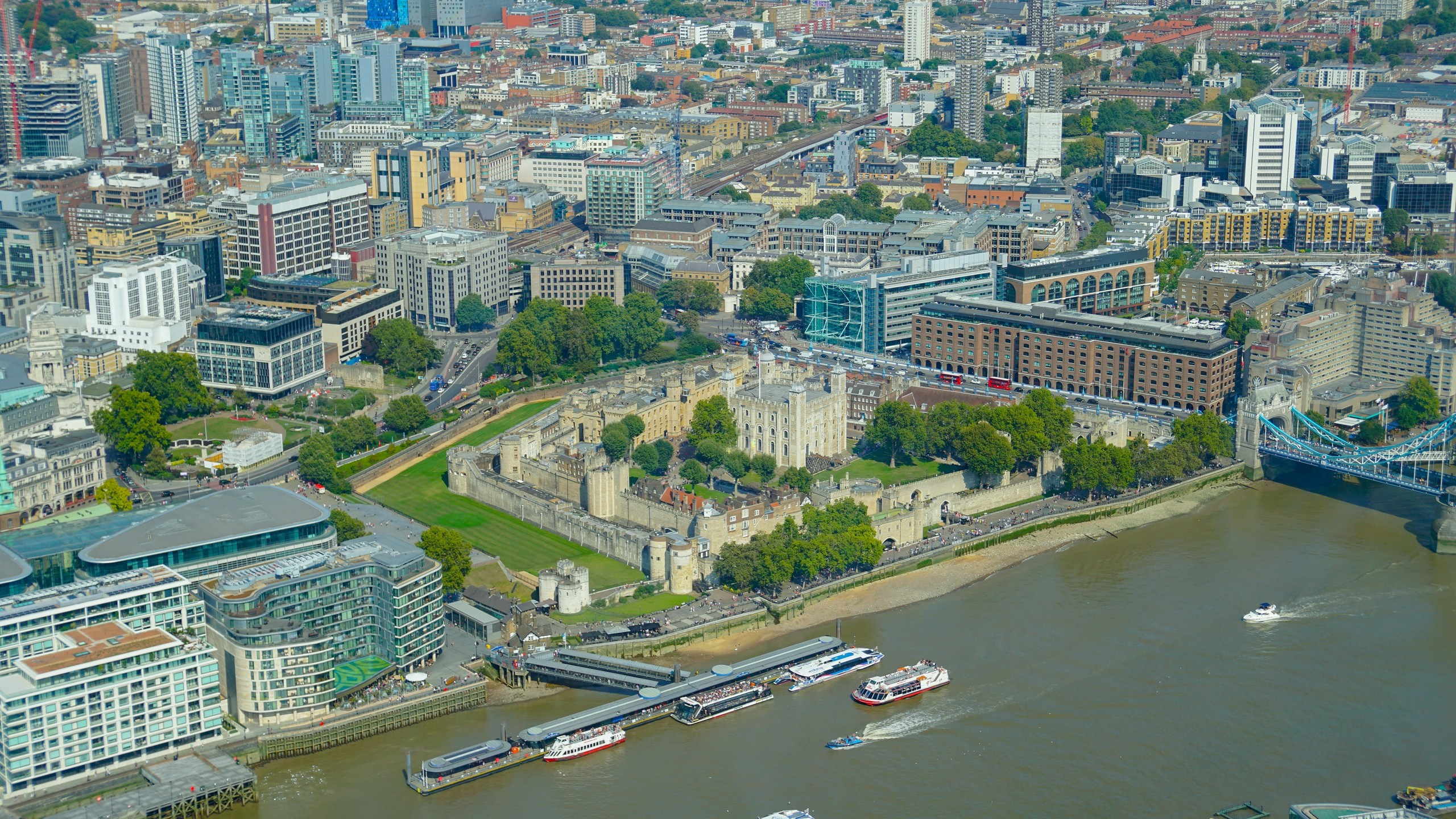 Лондон вид сверху. 35 мм