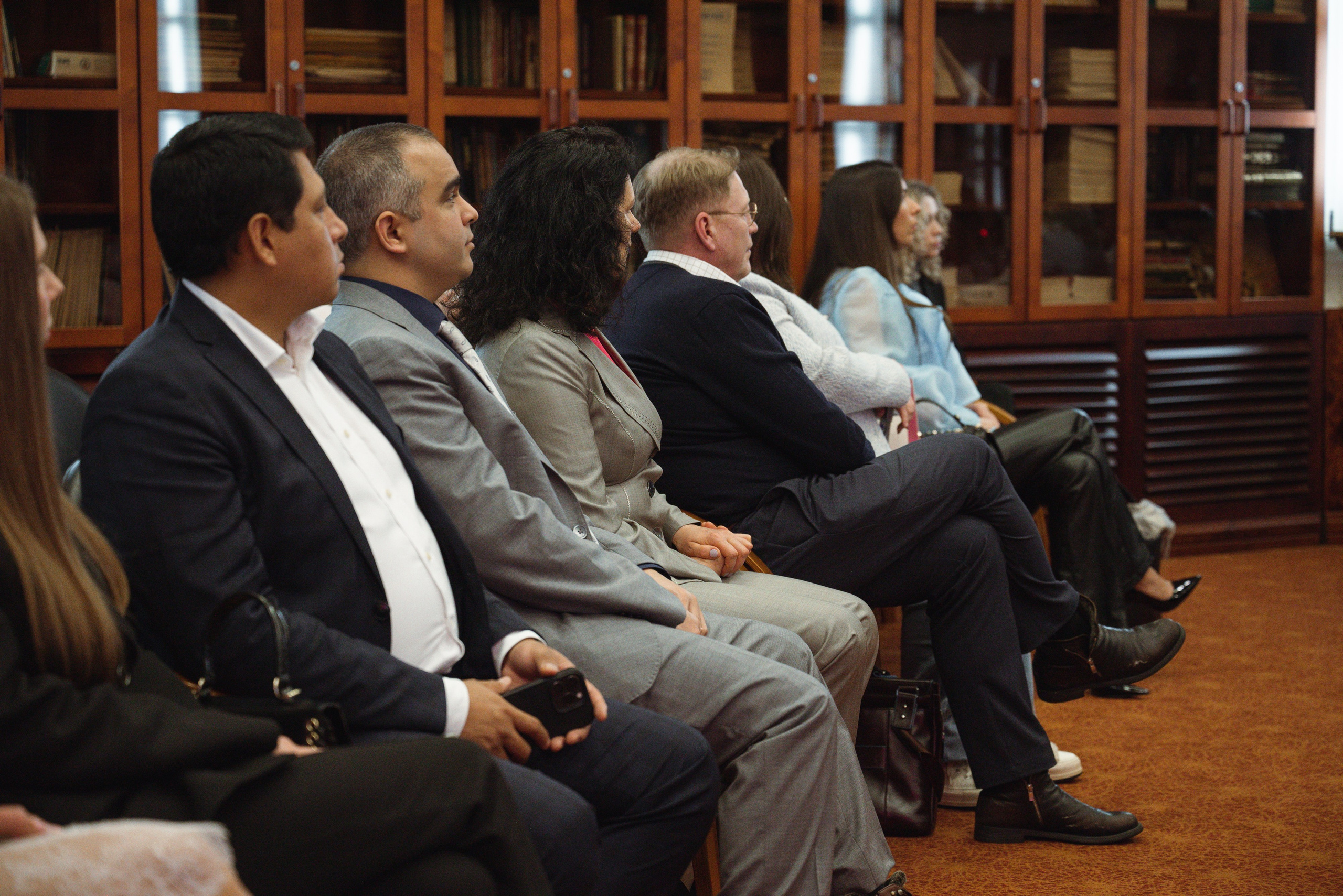 Торгово-промышленная плата РФ. Заседание. Фотограф Москва Настя Профотовна. Репортажные, свадебные и контент фотосессии