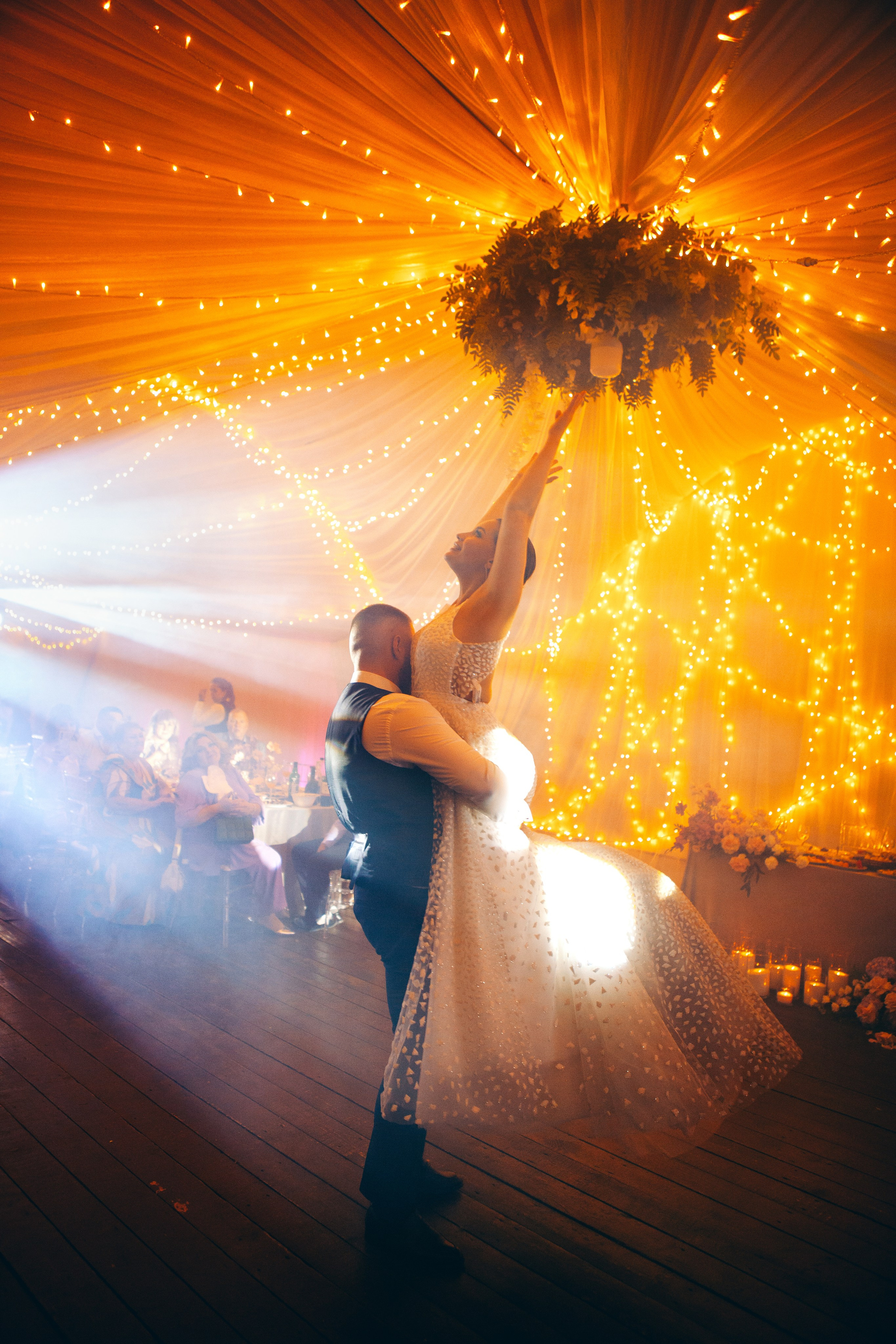 Свадебная фотосессия в отеле hartwell hotel и на патриарших прудах. Фотограф Ольга Ефремова