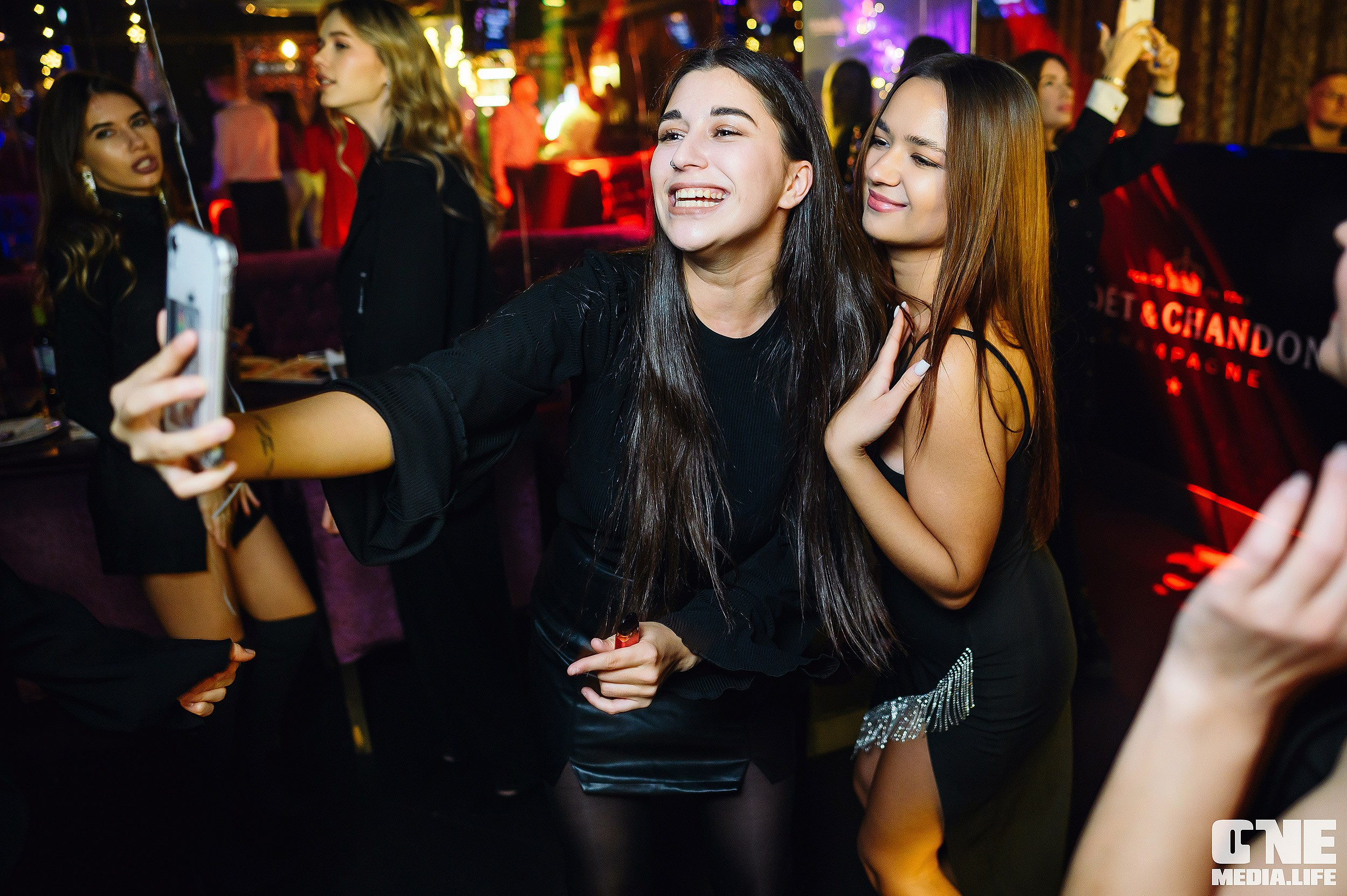 Фоторепортаж из караоке-клуба Эйфория. One Media Life: фоторепортажи, фотоотчеты с мероприятий и заведений